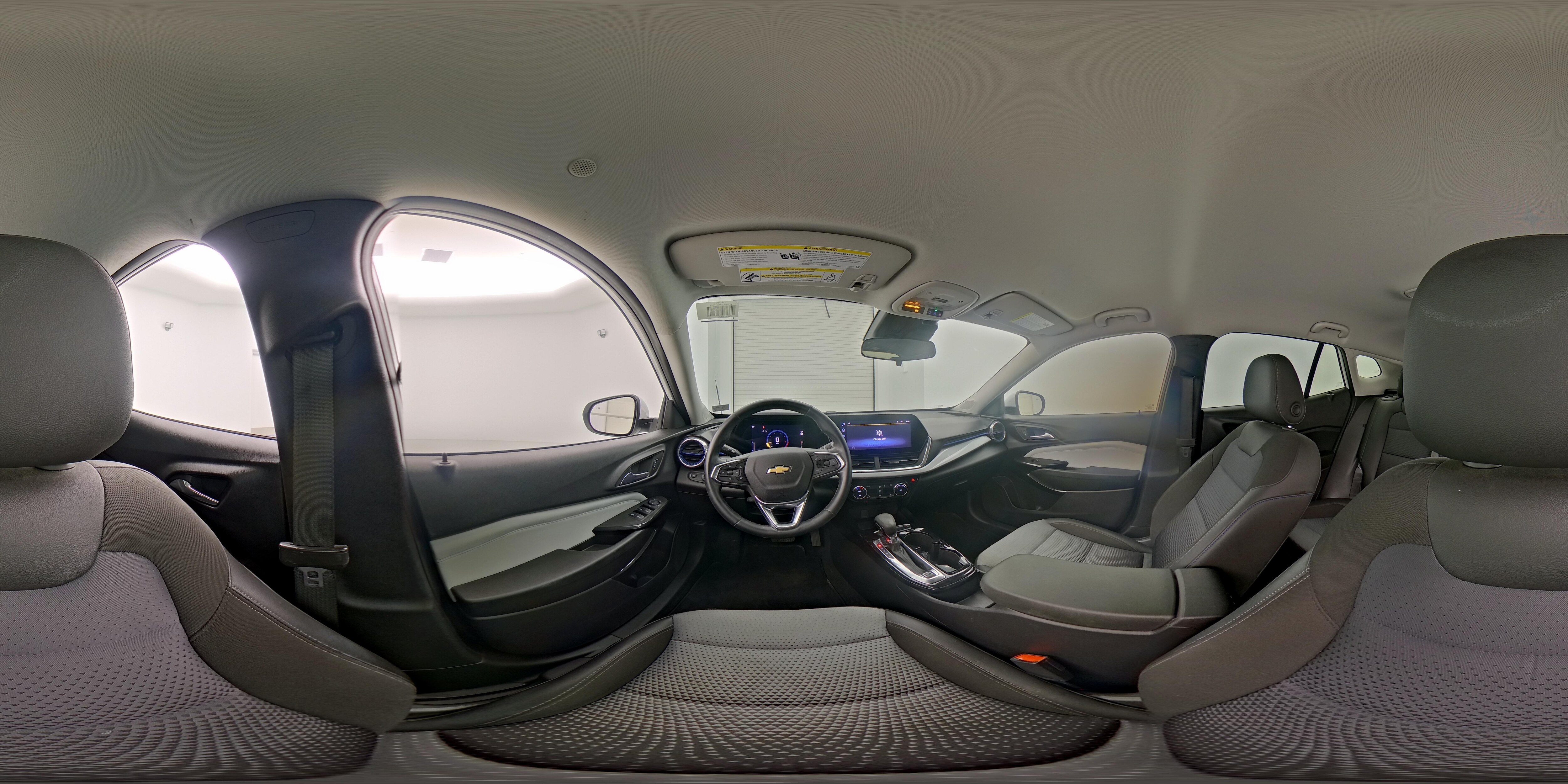 2024 Chevrolet Trax LT - Photo 26