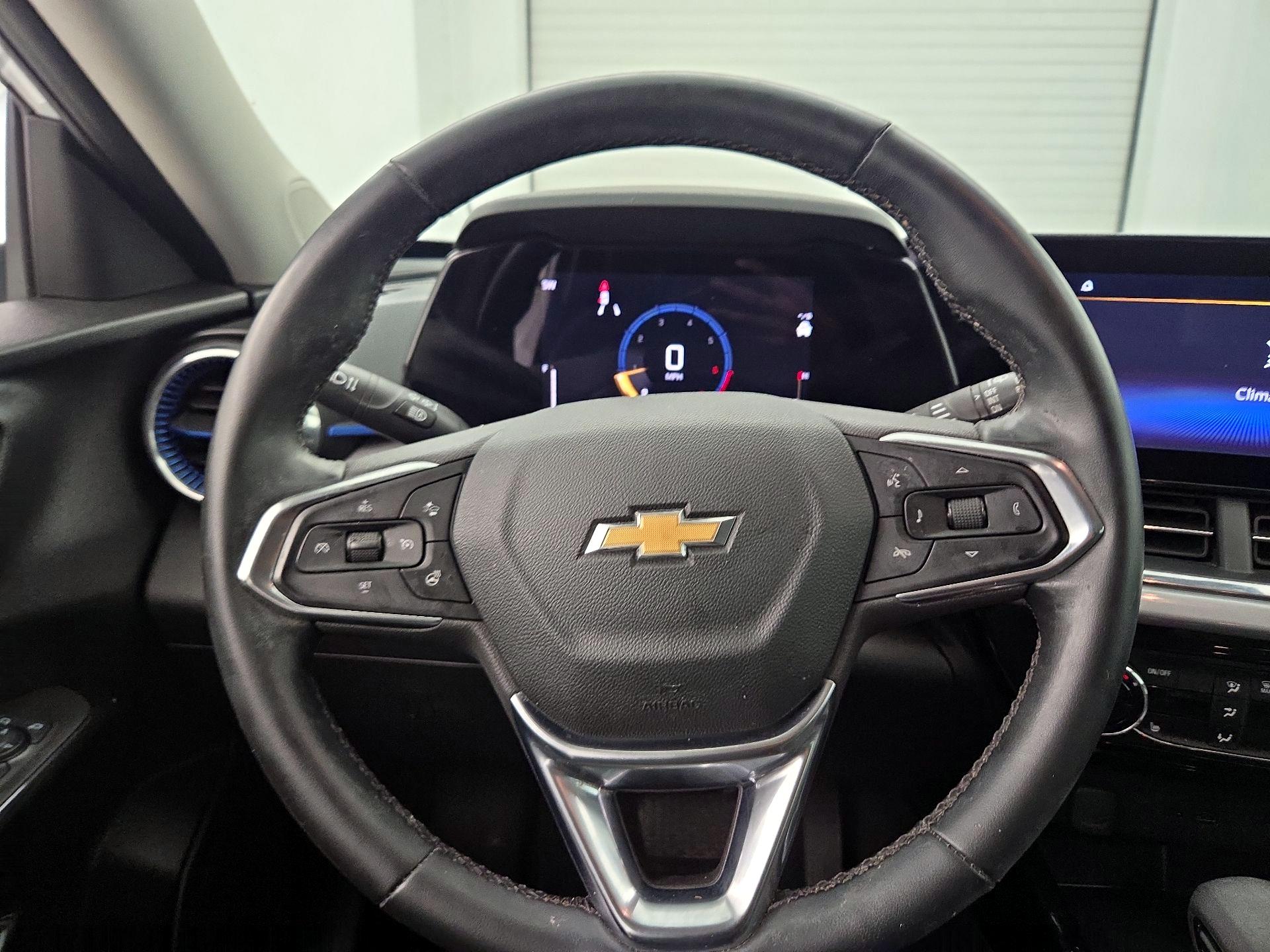 Thumbnail: 2024 Chevrolet Trax - 10