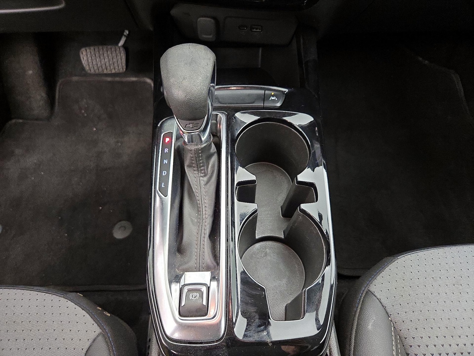 2024 Chevrolet Trax LT - Photo 18