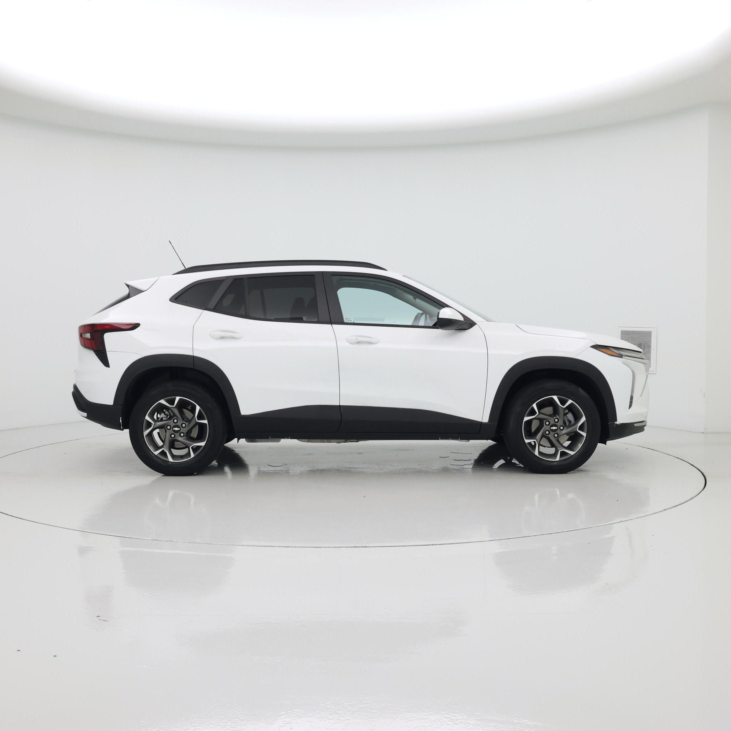 Thumbnail: 2024 Chevrolet Trax - 7