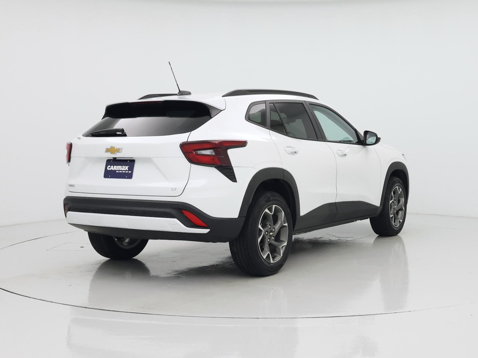 2024 Chevrolet Trax LT - Photo 9