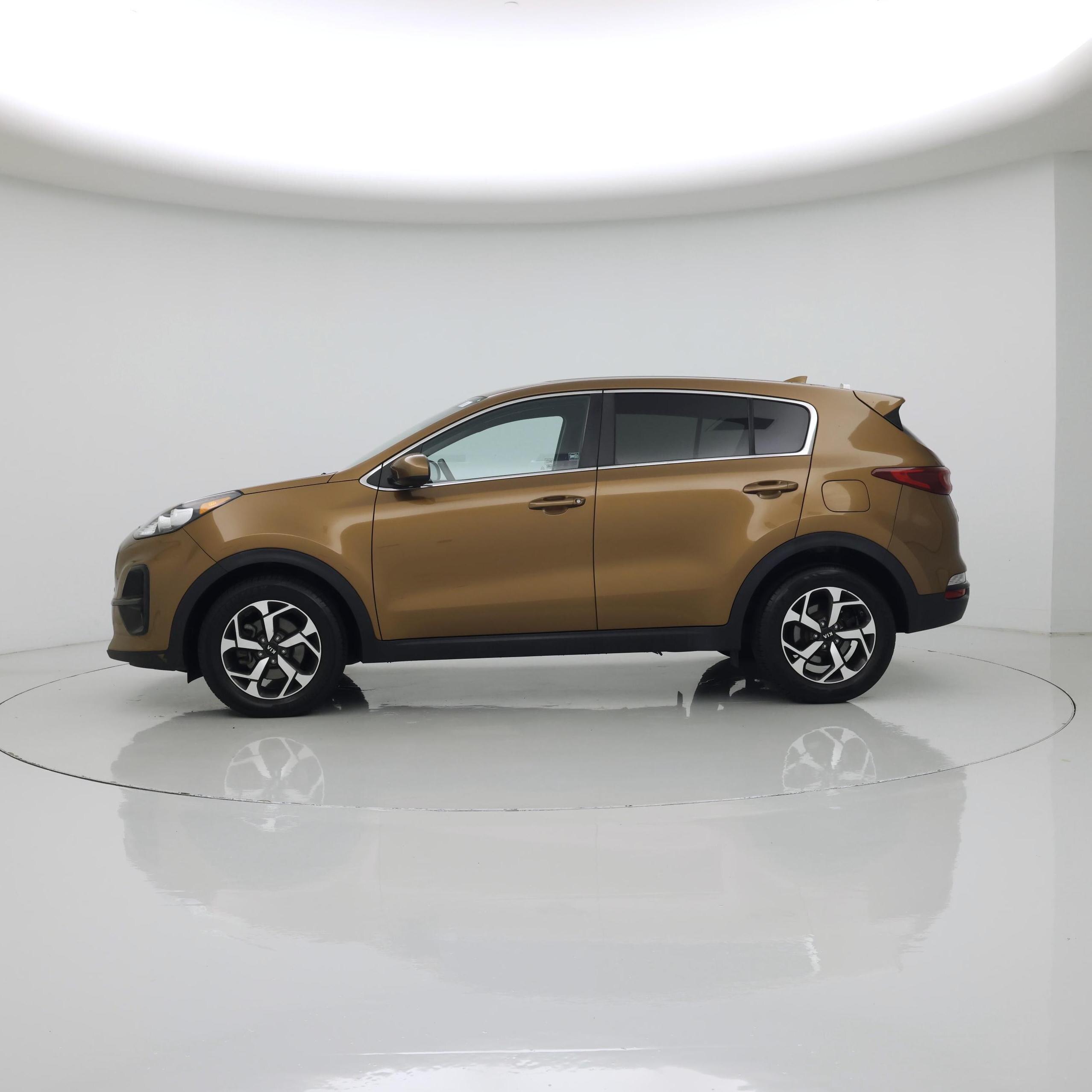 Thumbnail: 2020 Kia Sportage - 3