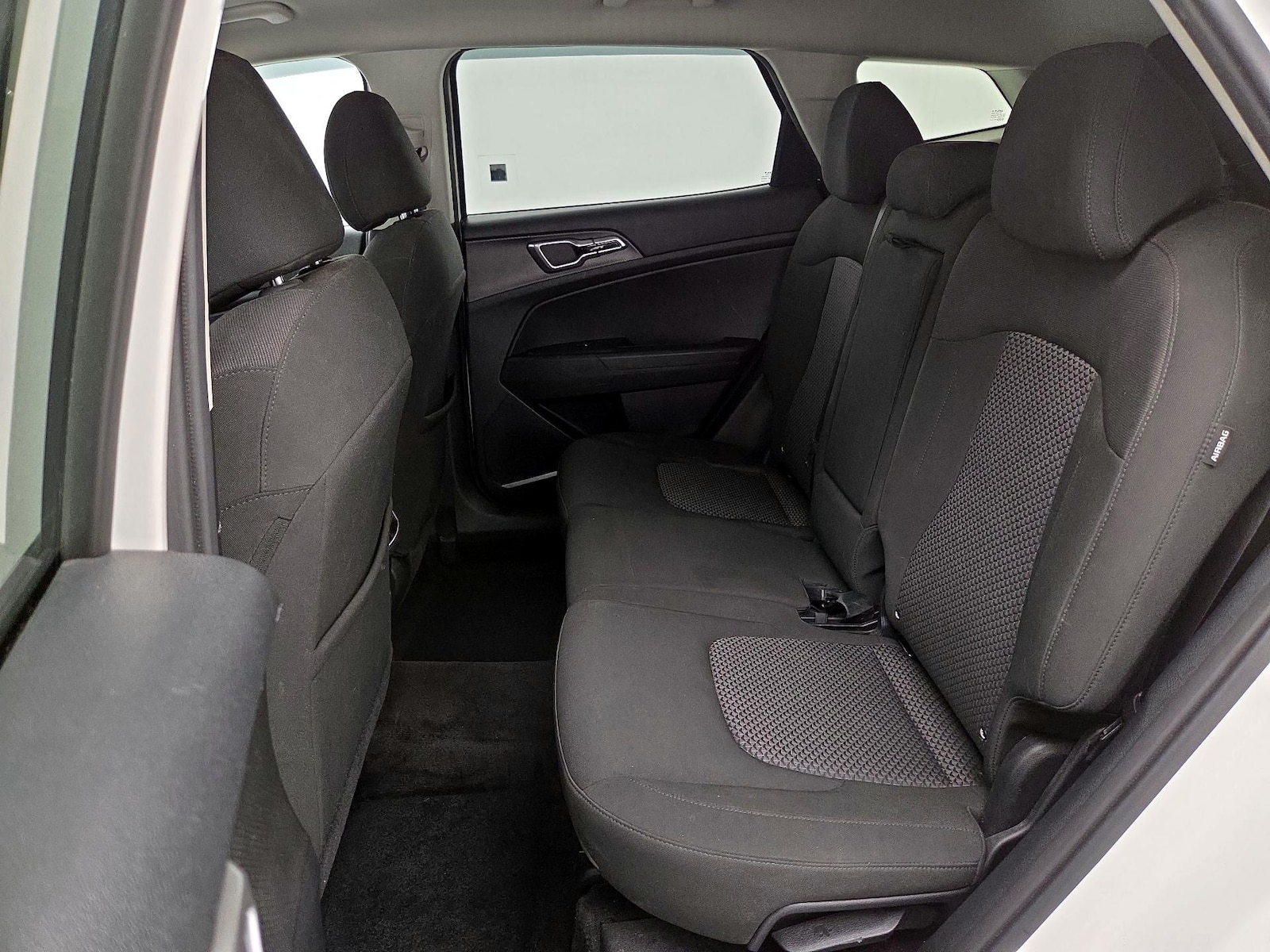 2025 Kia Sportage LX - Photo 20