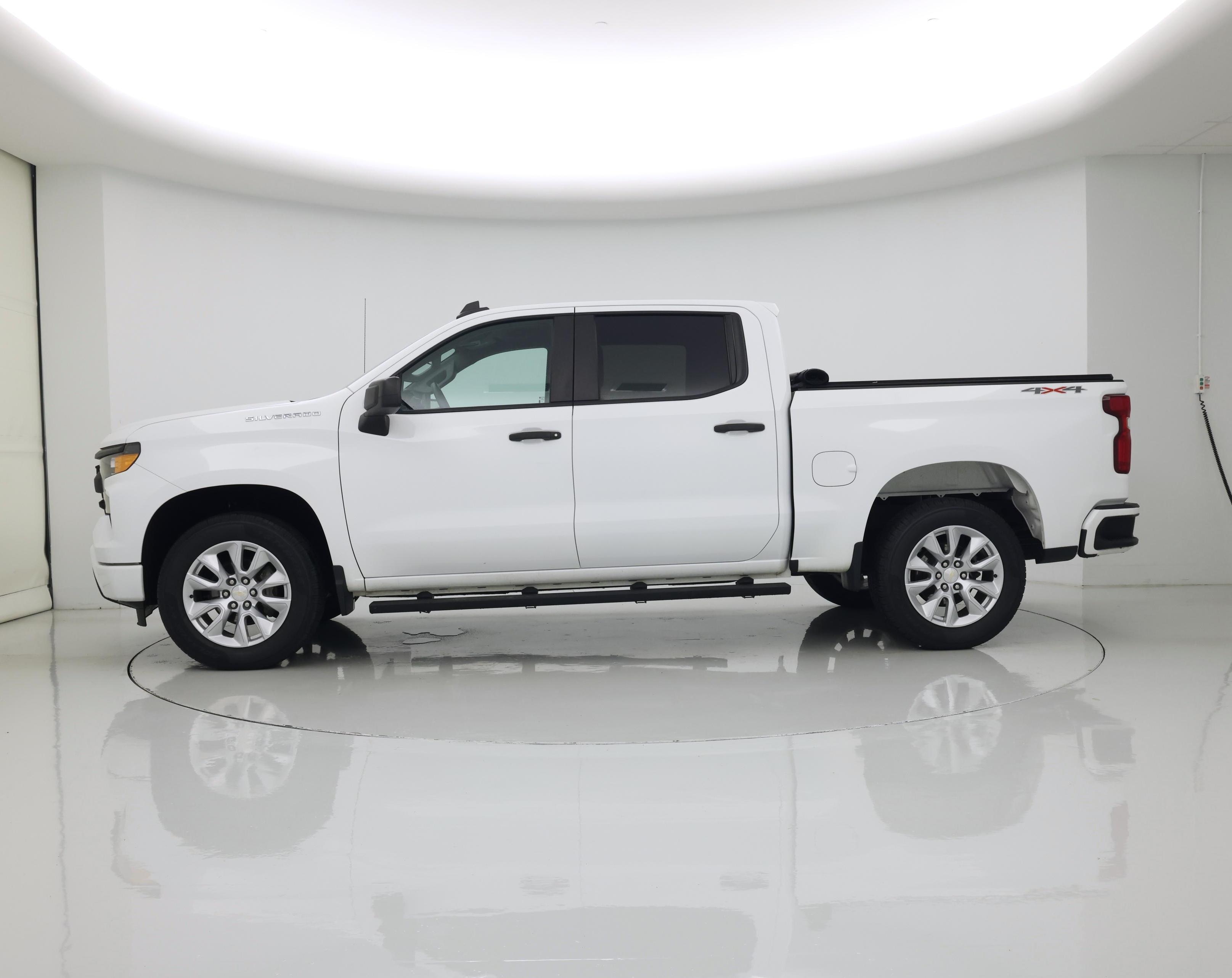 Thumbnail: 2023 Chevrolet Silverado 1500 - 3