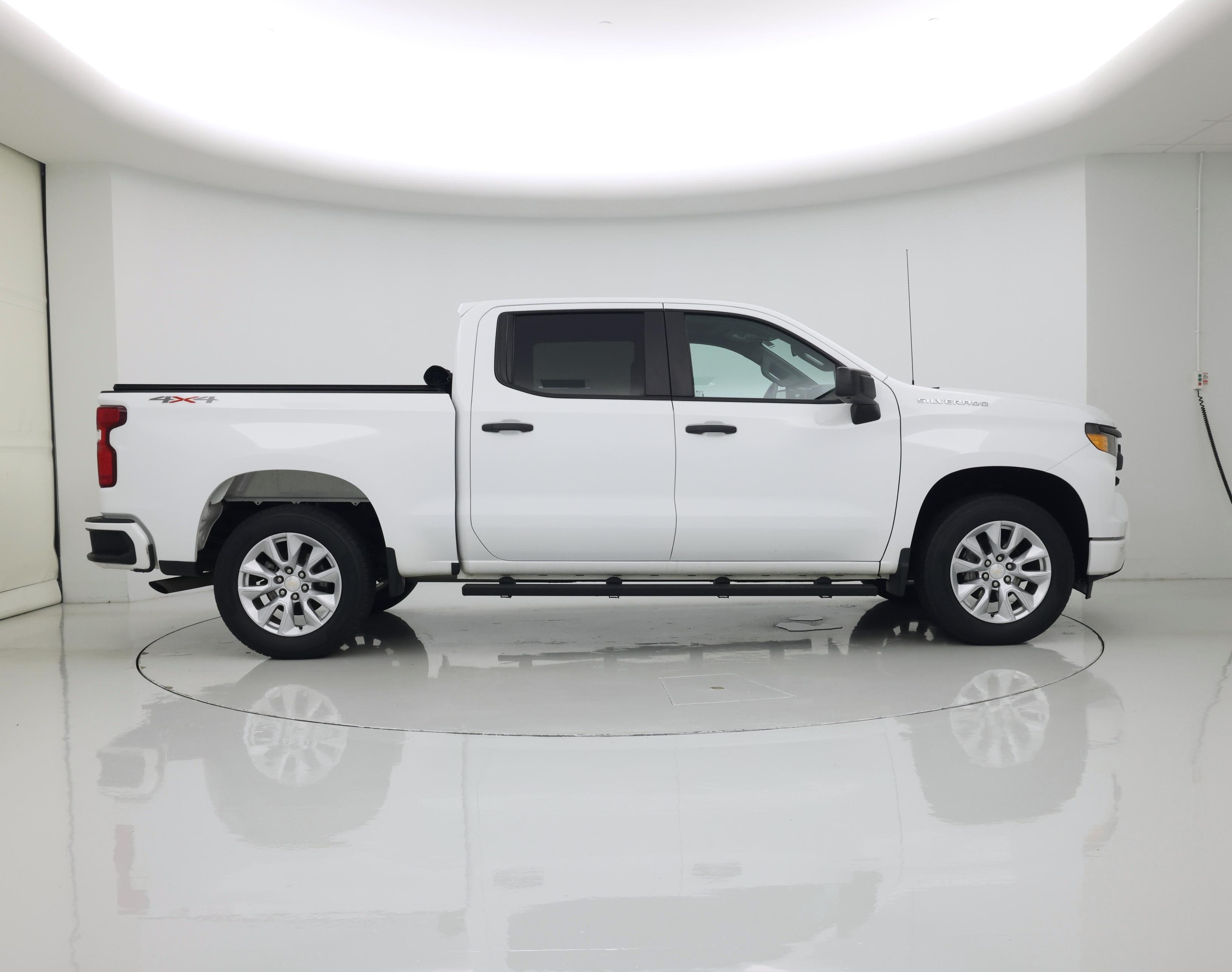 Thumbnail: 2023 Chevrolet Silverado 1500 - 7