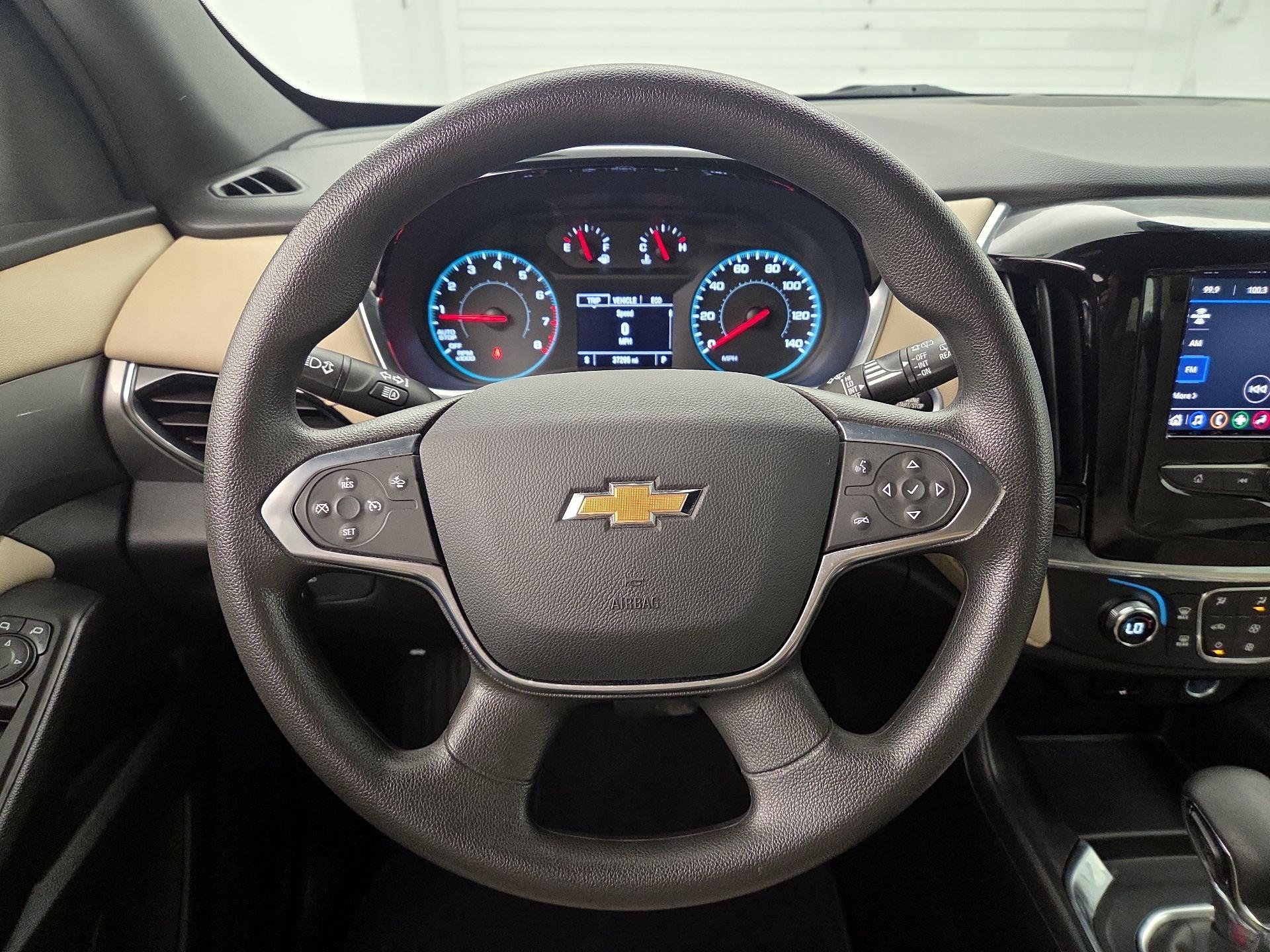 Thumbnail: 2023 Chevrolet Traverse - 10