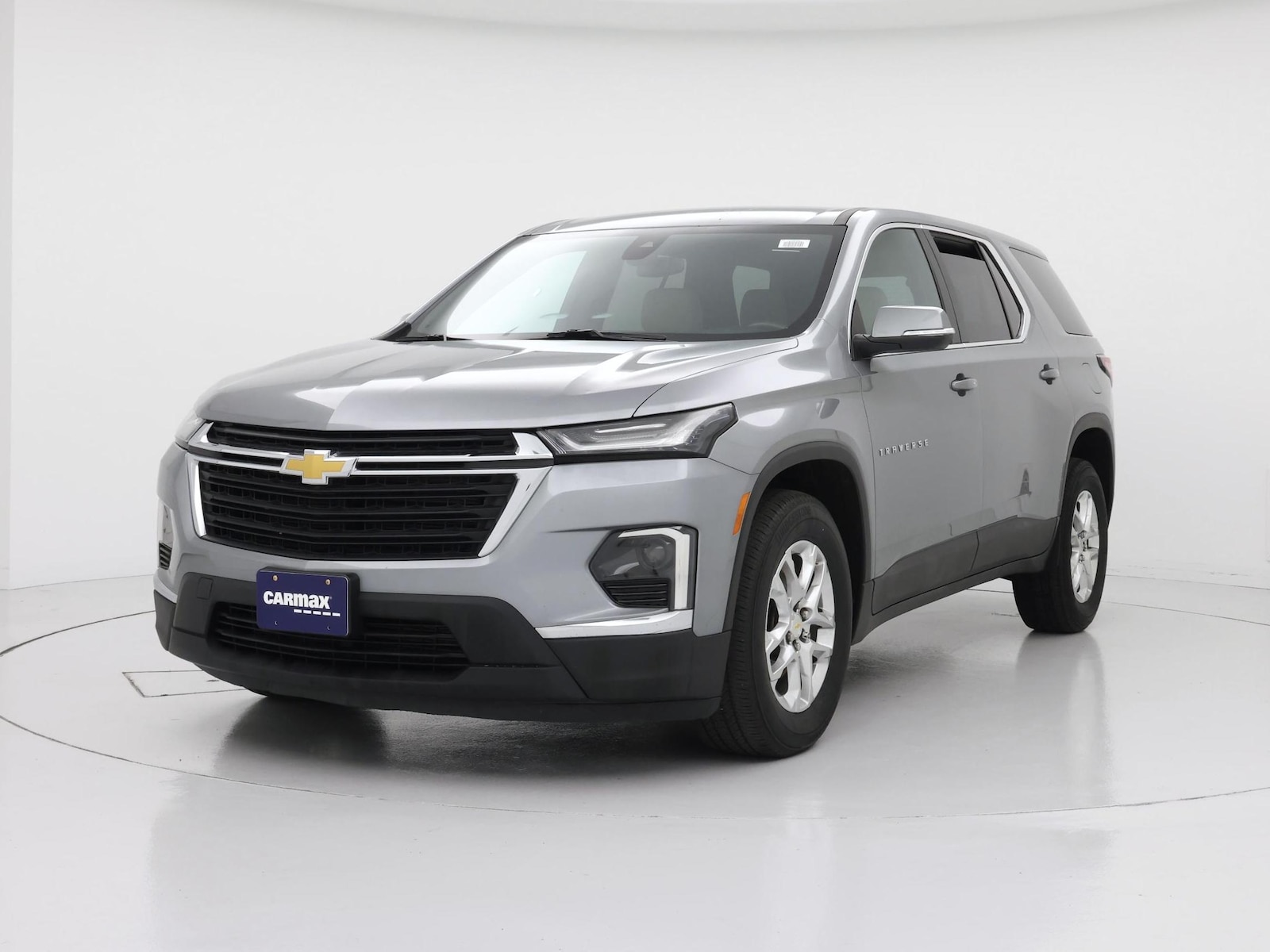 2023 Chevrolet Traverse LS - Photo 5