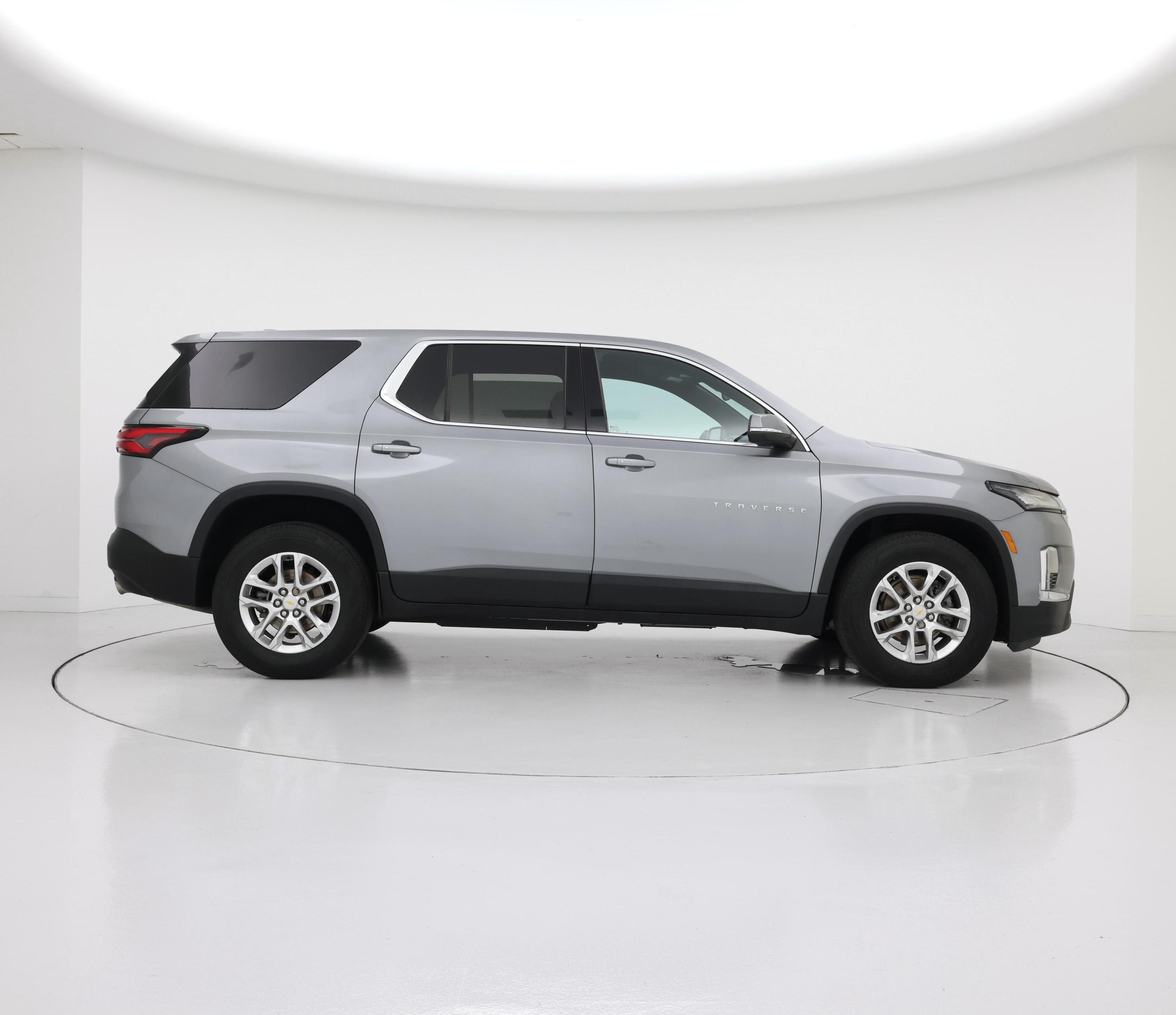 Thumbnail: 2023 Chevrolet Traverse - 7
