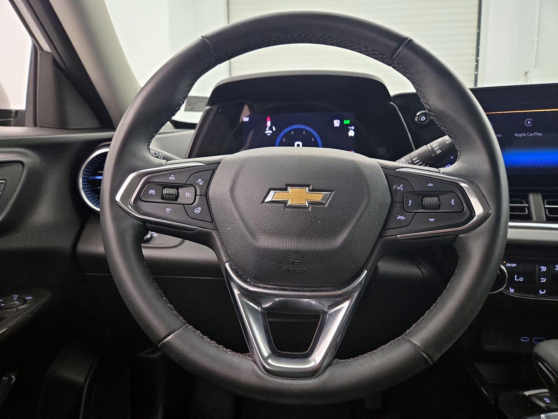 Thumbnail: 2024 Chevrolet Trax - 10