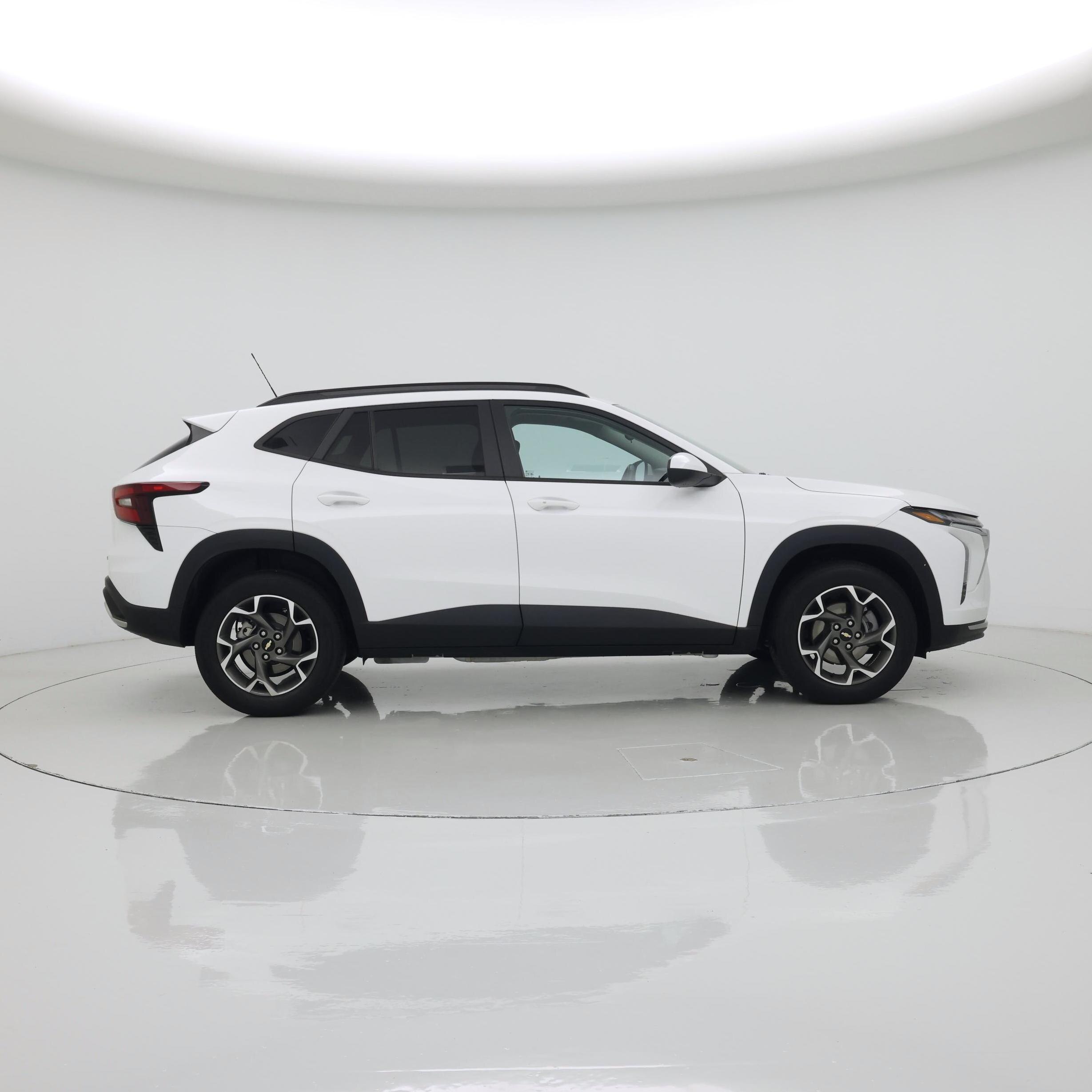 Thumbnail: 2024 Chevrolet Trax - 7