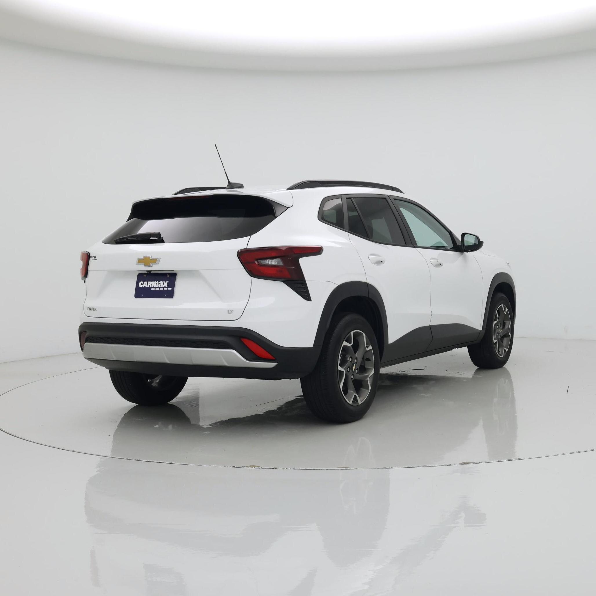 Thumbnail: 2024 Chevrolet Trax - 8