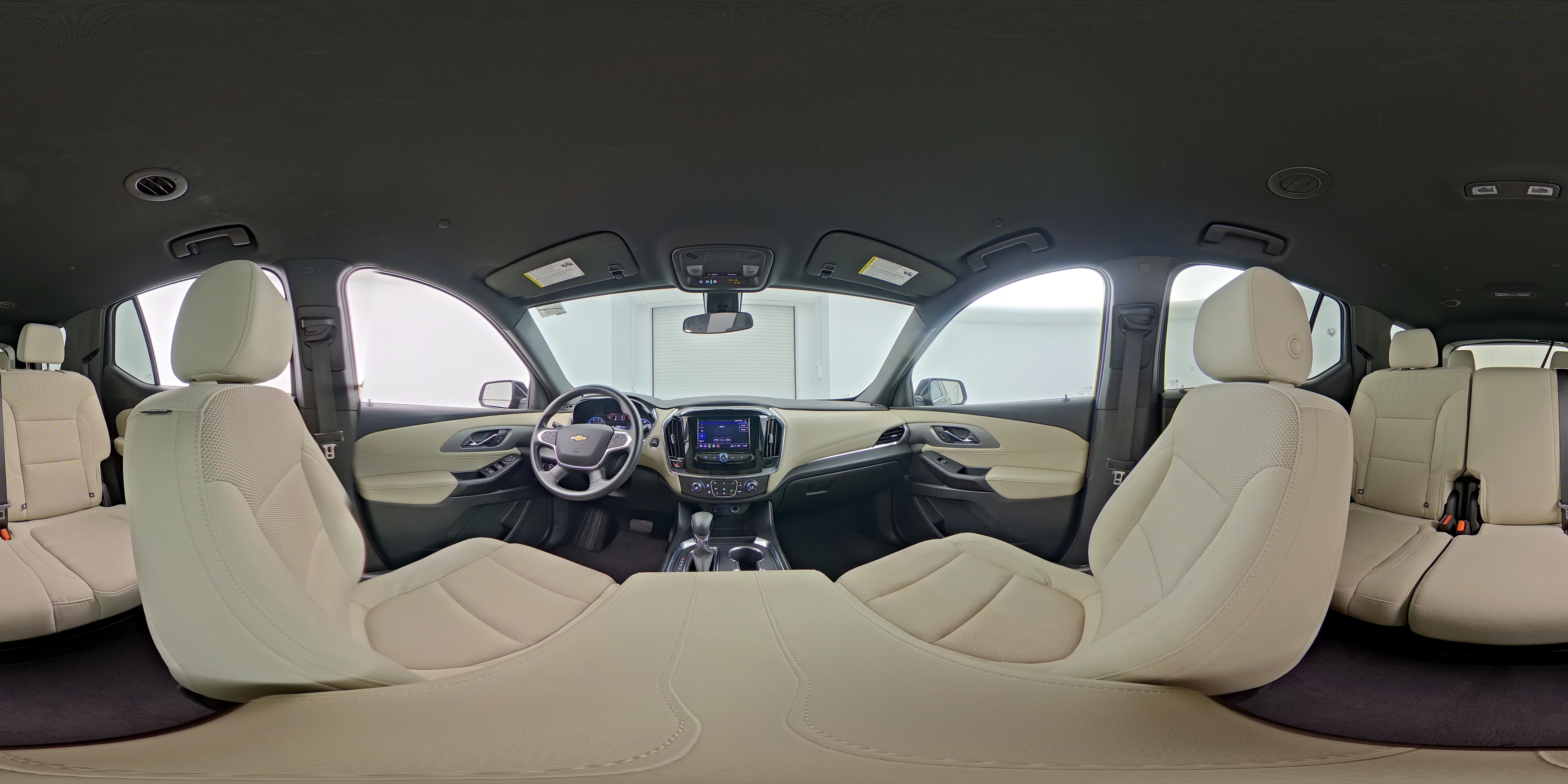 2023 Chevrolet Traverse LS - Photo 25