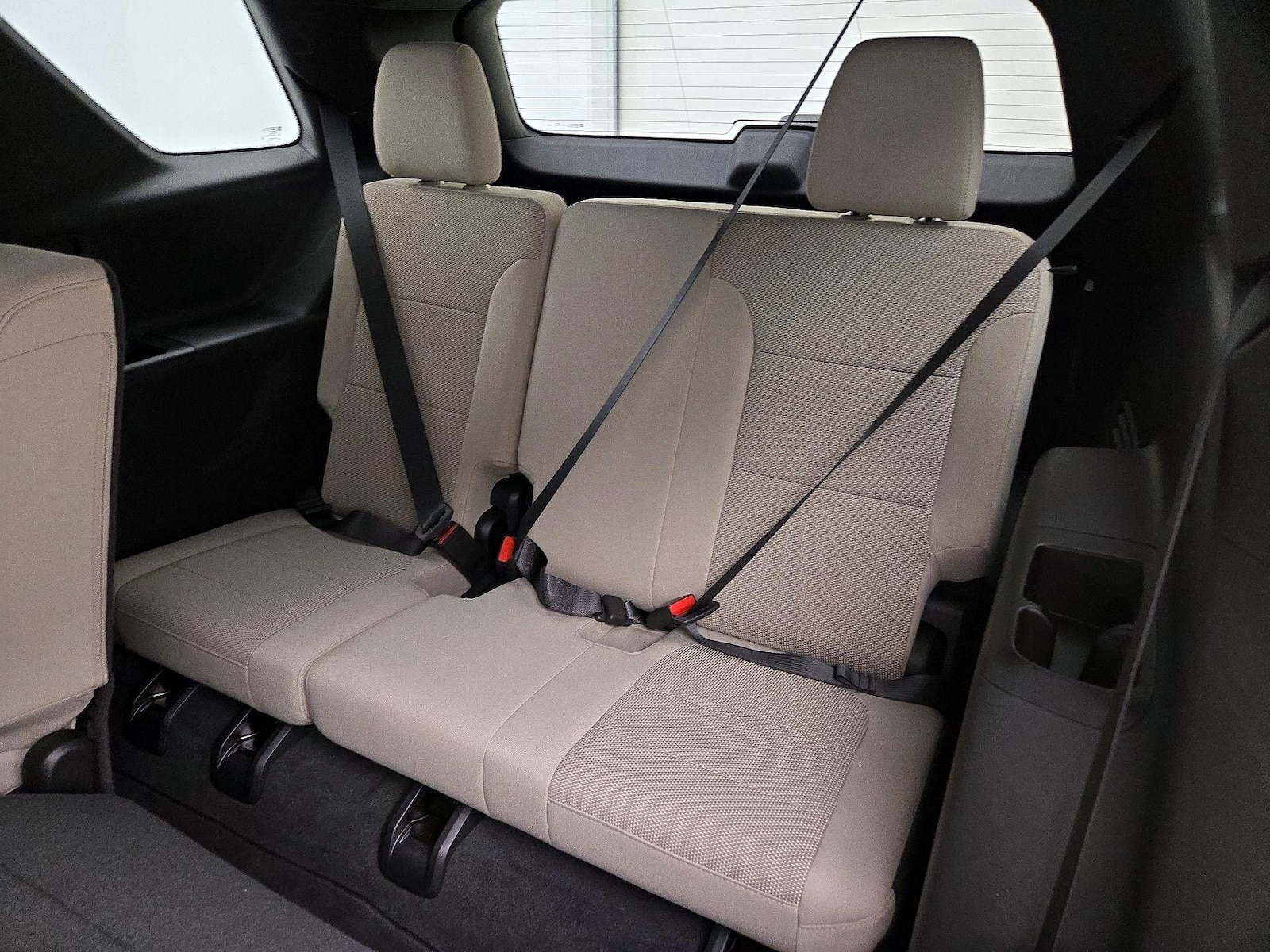 2023 Chevrolet Traverse LS - Photo 21