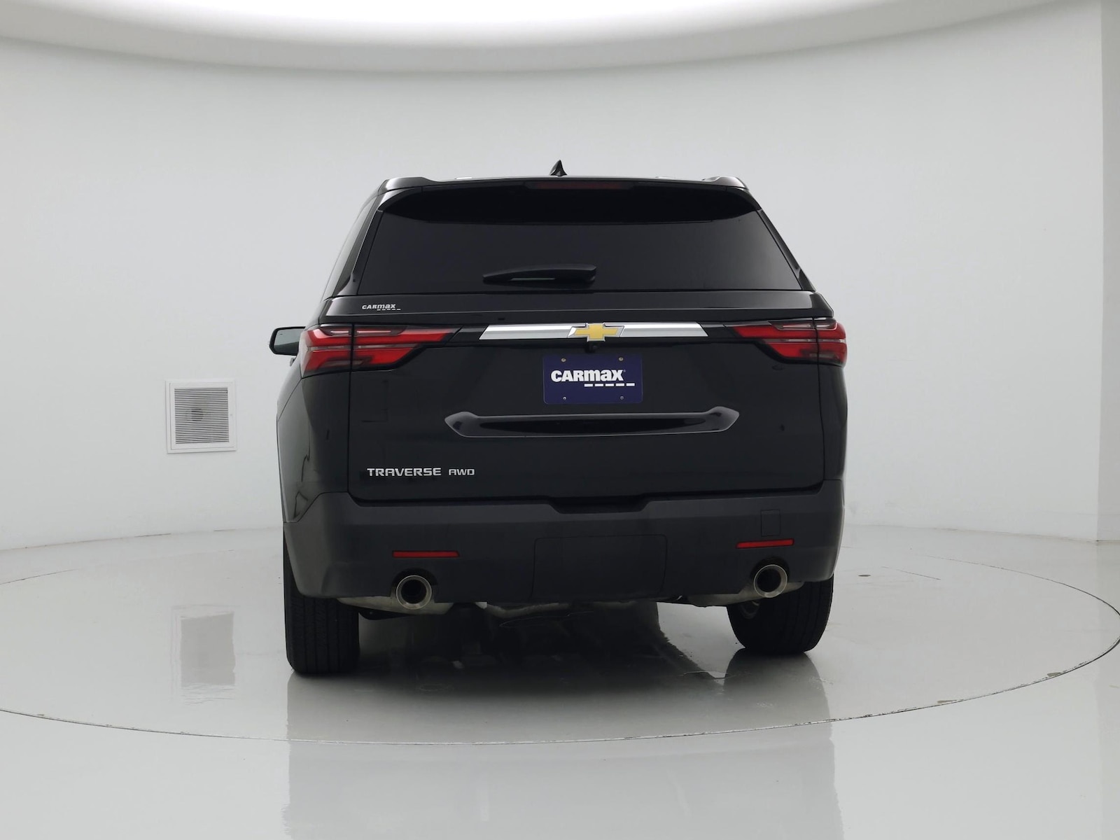 2023 Chevrolet Traverse LS - Photo 7