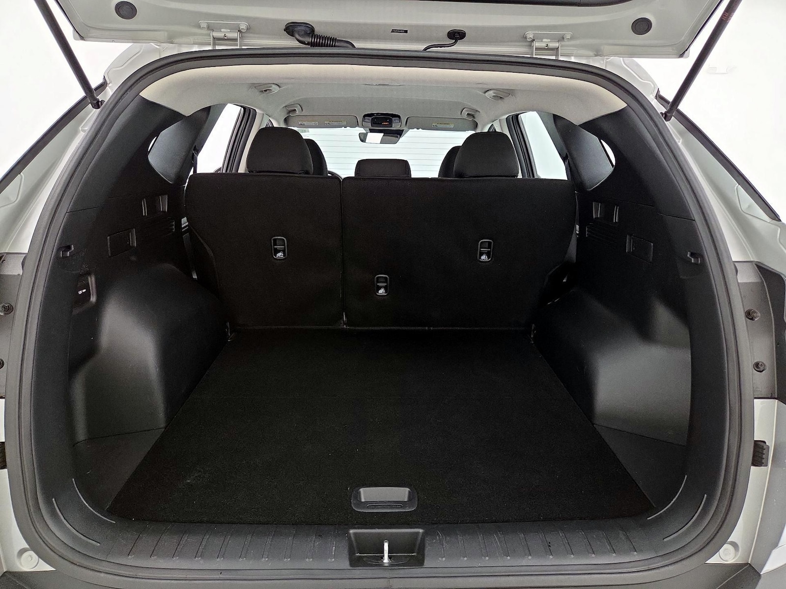 2024 Hyundai Tucson SE - Photo 21