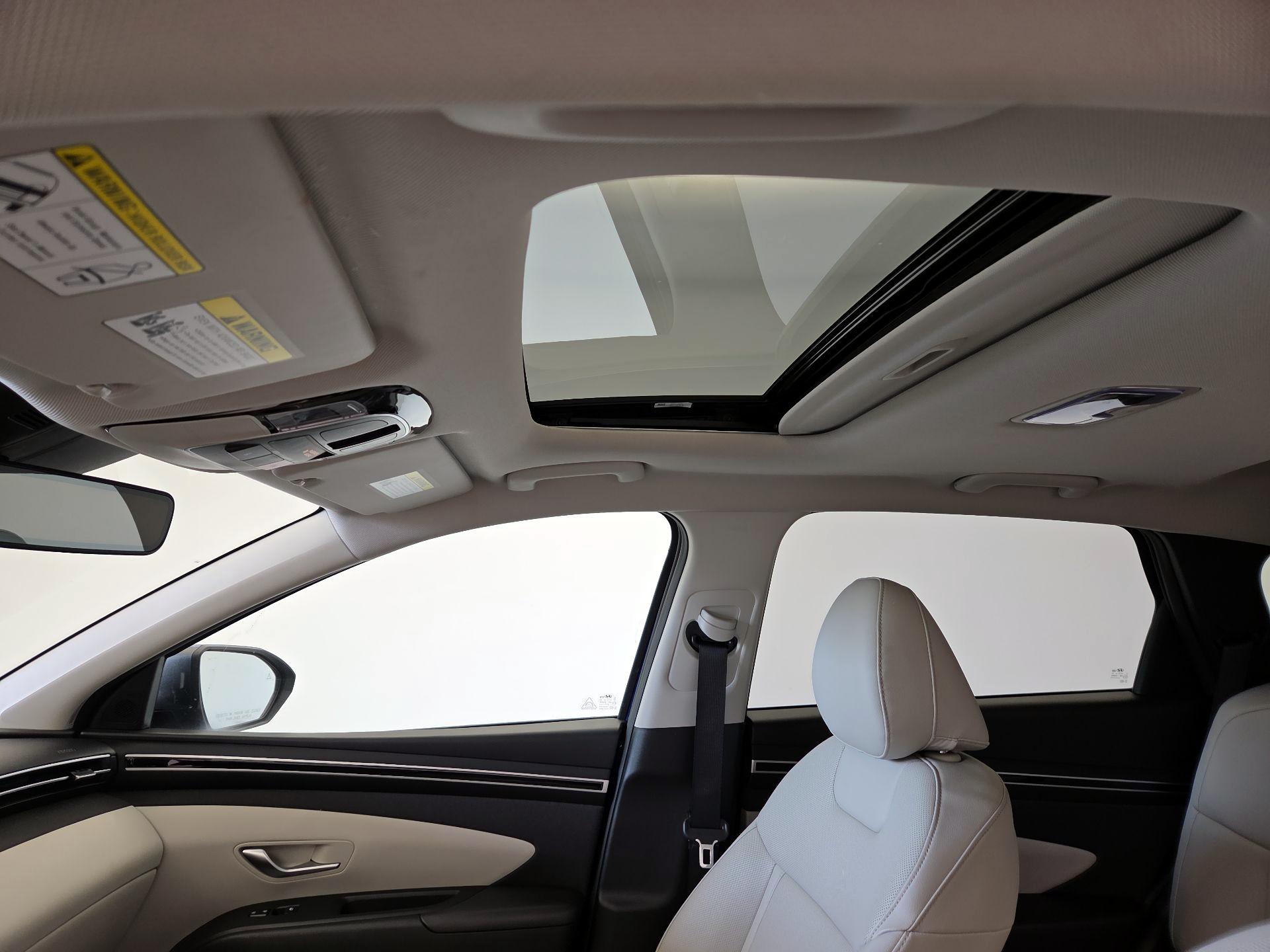 Thumbnail: 2023 Hyundai Tucson - 19