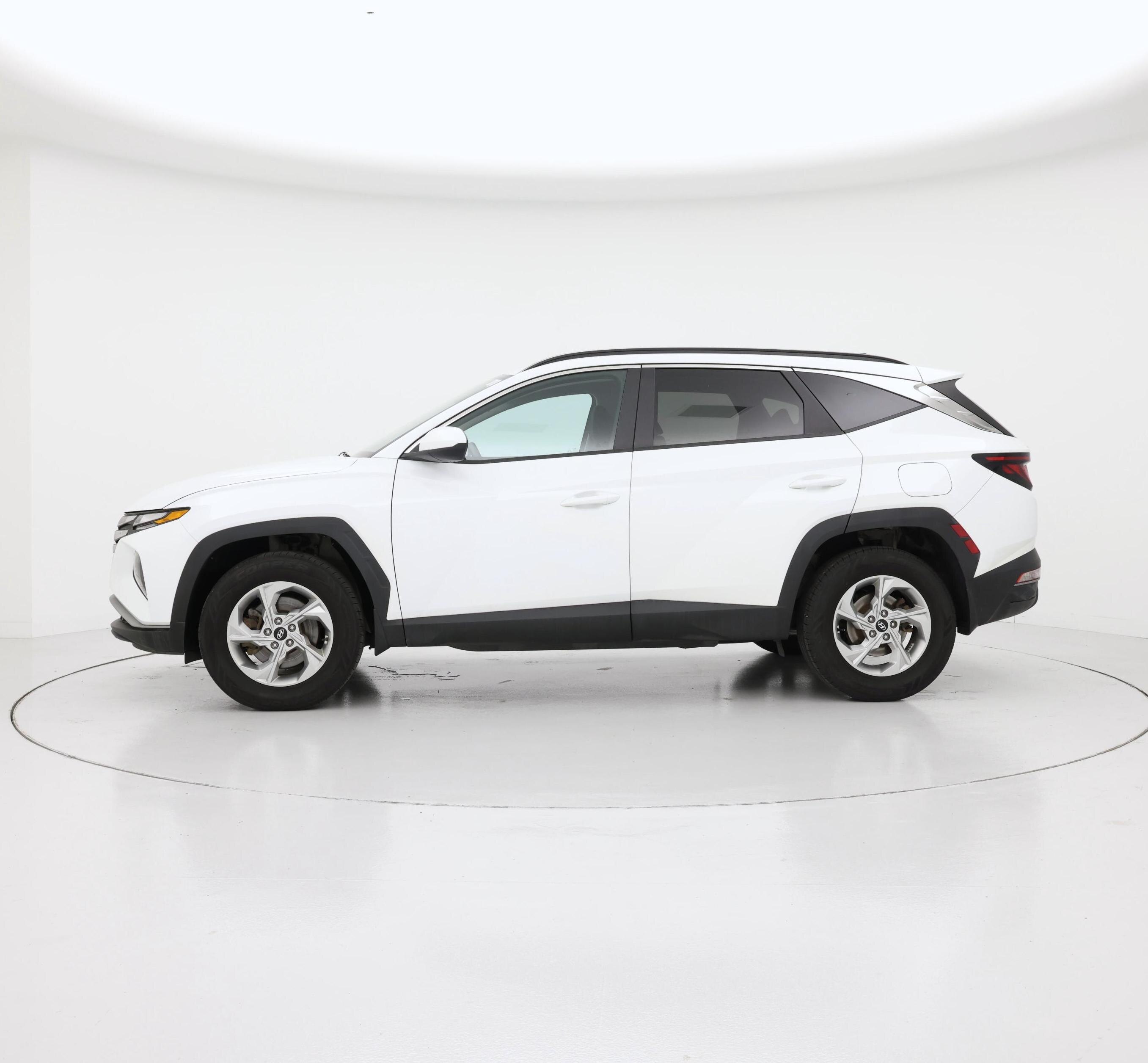 Thumbnail: 2024 Hyundai Tucson - 3