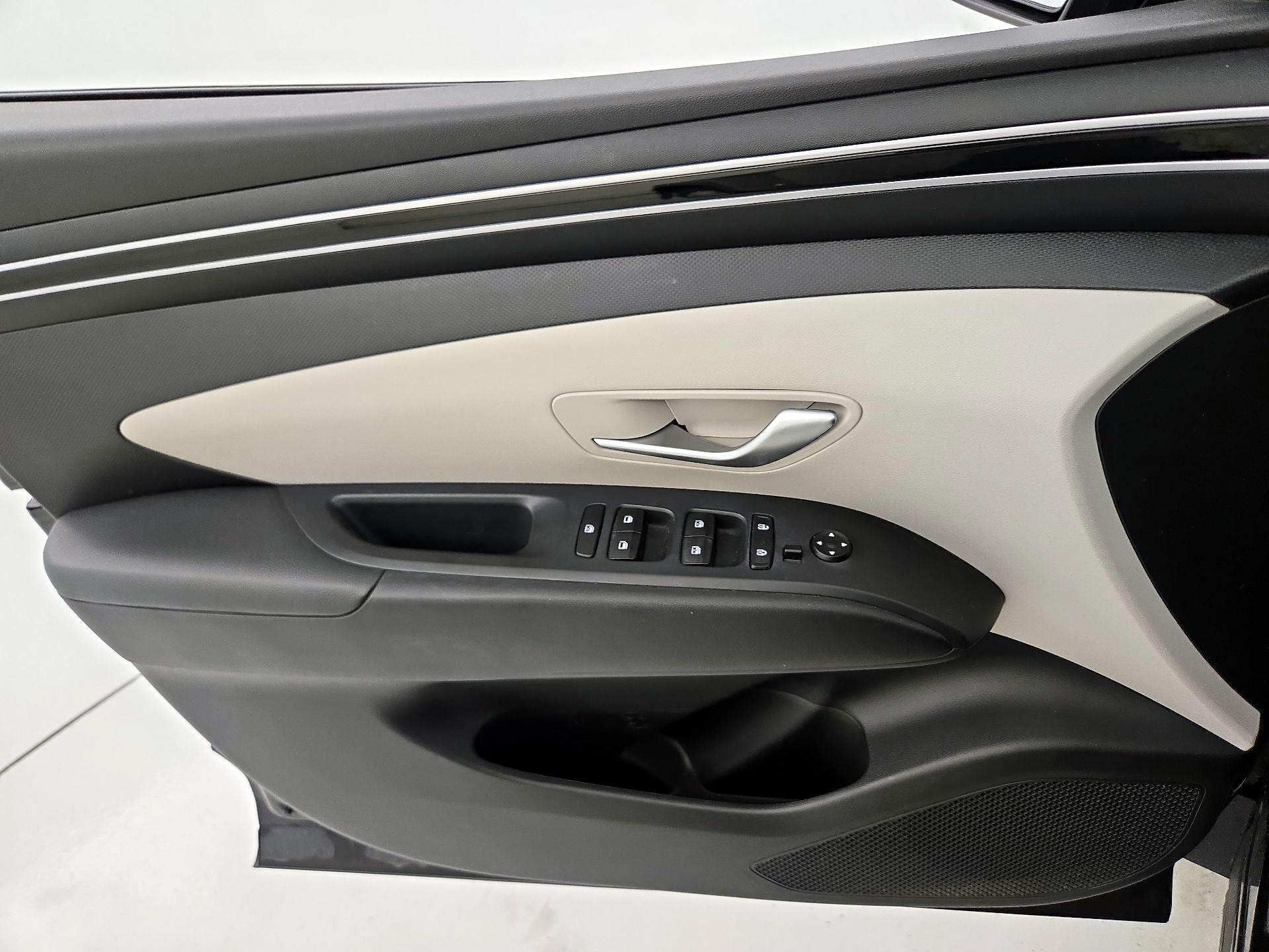 Thumbnail: 2023 Hyundai Tucson - 12