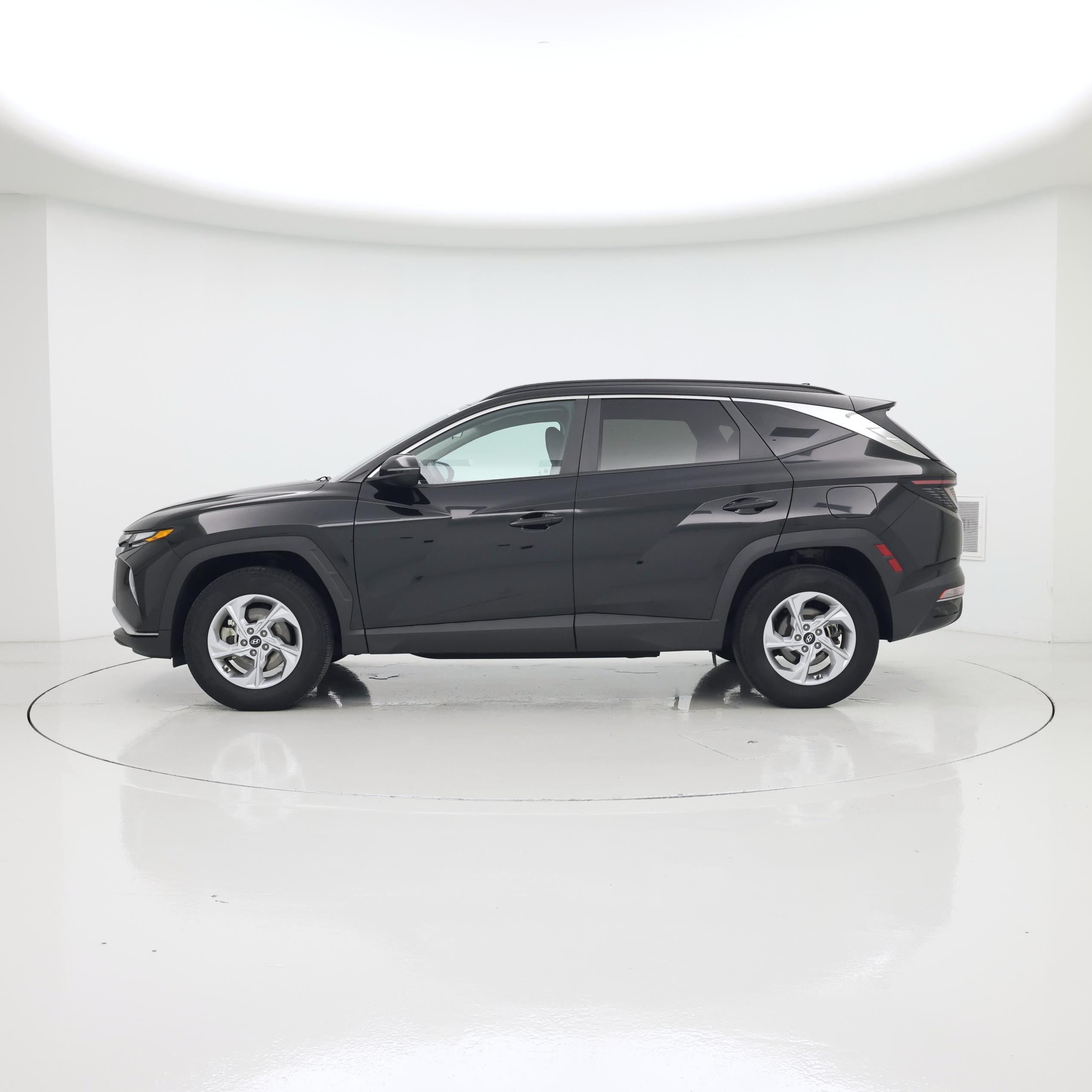 Thumbnail: 2023 Hyundai Tucson - 3