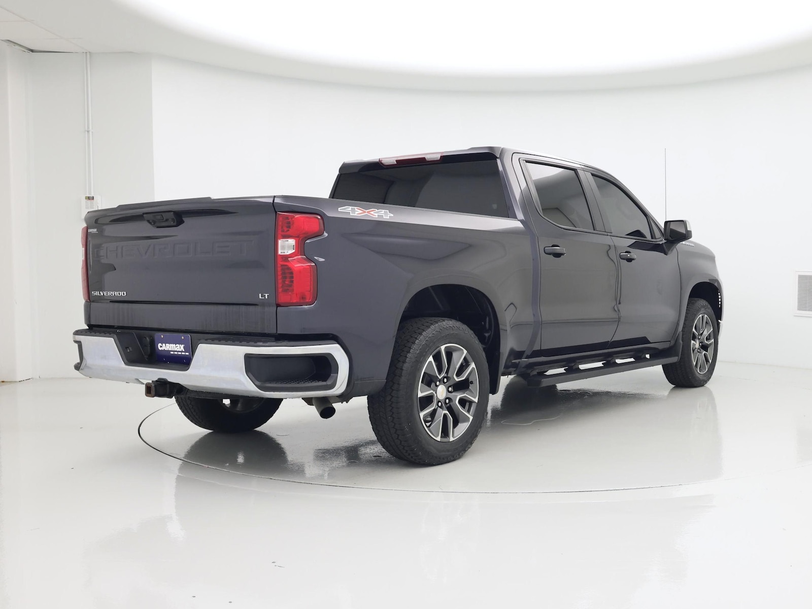 2024 Chevrolet Silverado 1500 LT - Photo 9