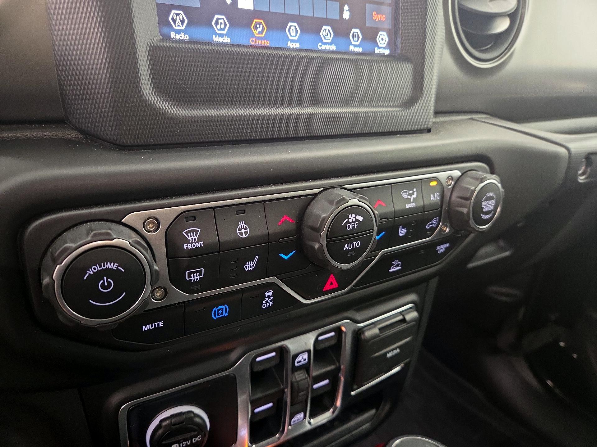 Thumbnail: 2023 Jeep Wrangler - 16