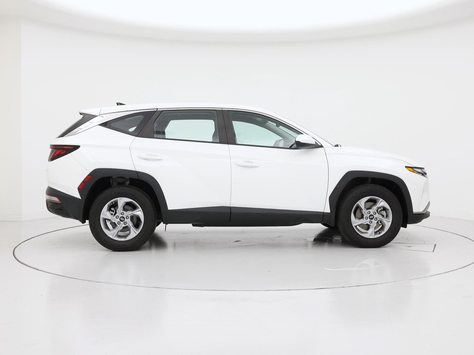 2024 Hyundai Tucson SE - Photo 8