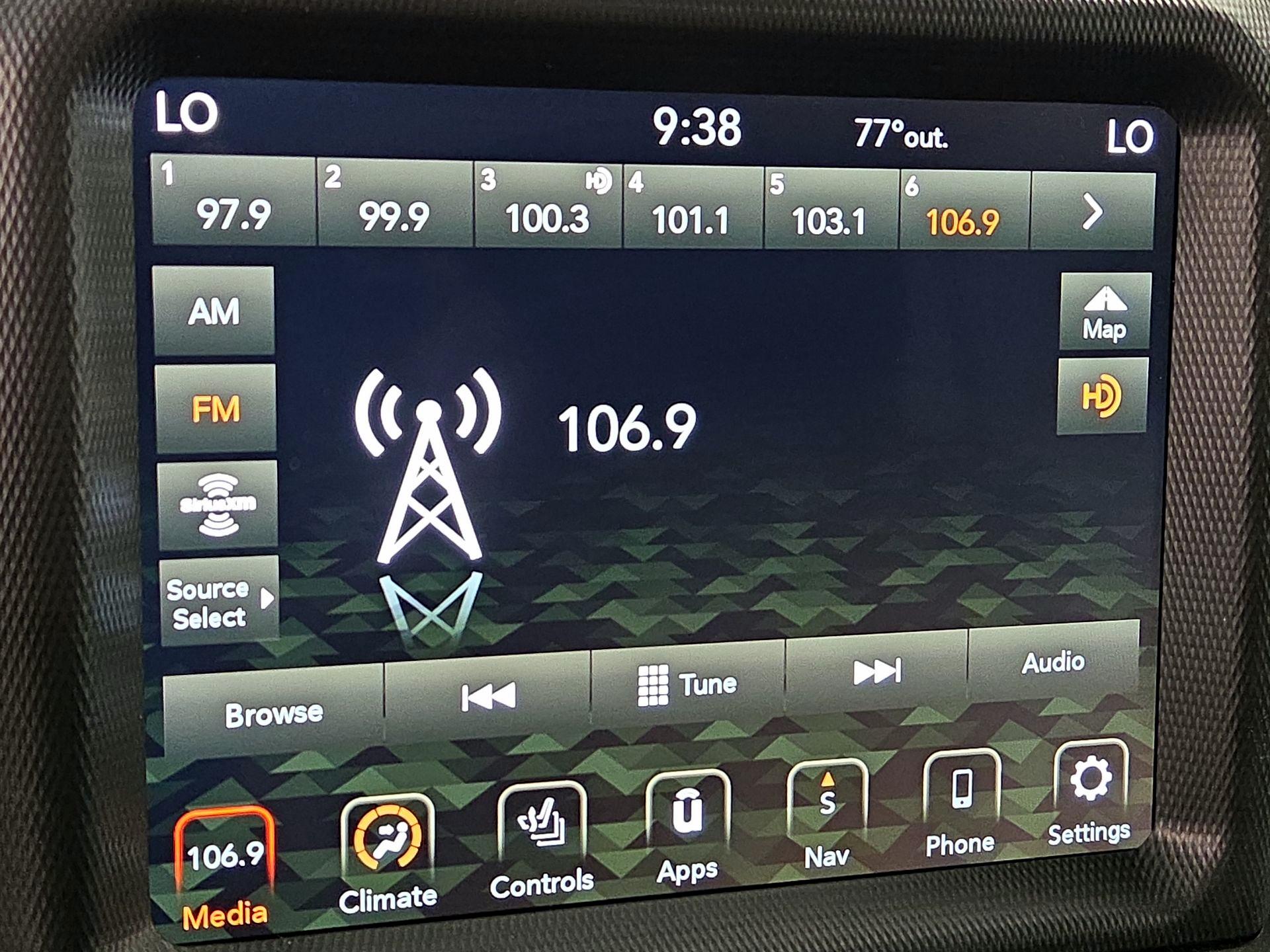 Thumbnail: 2023 Jeep Wrangler - 16