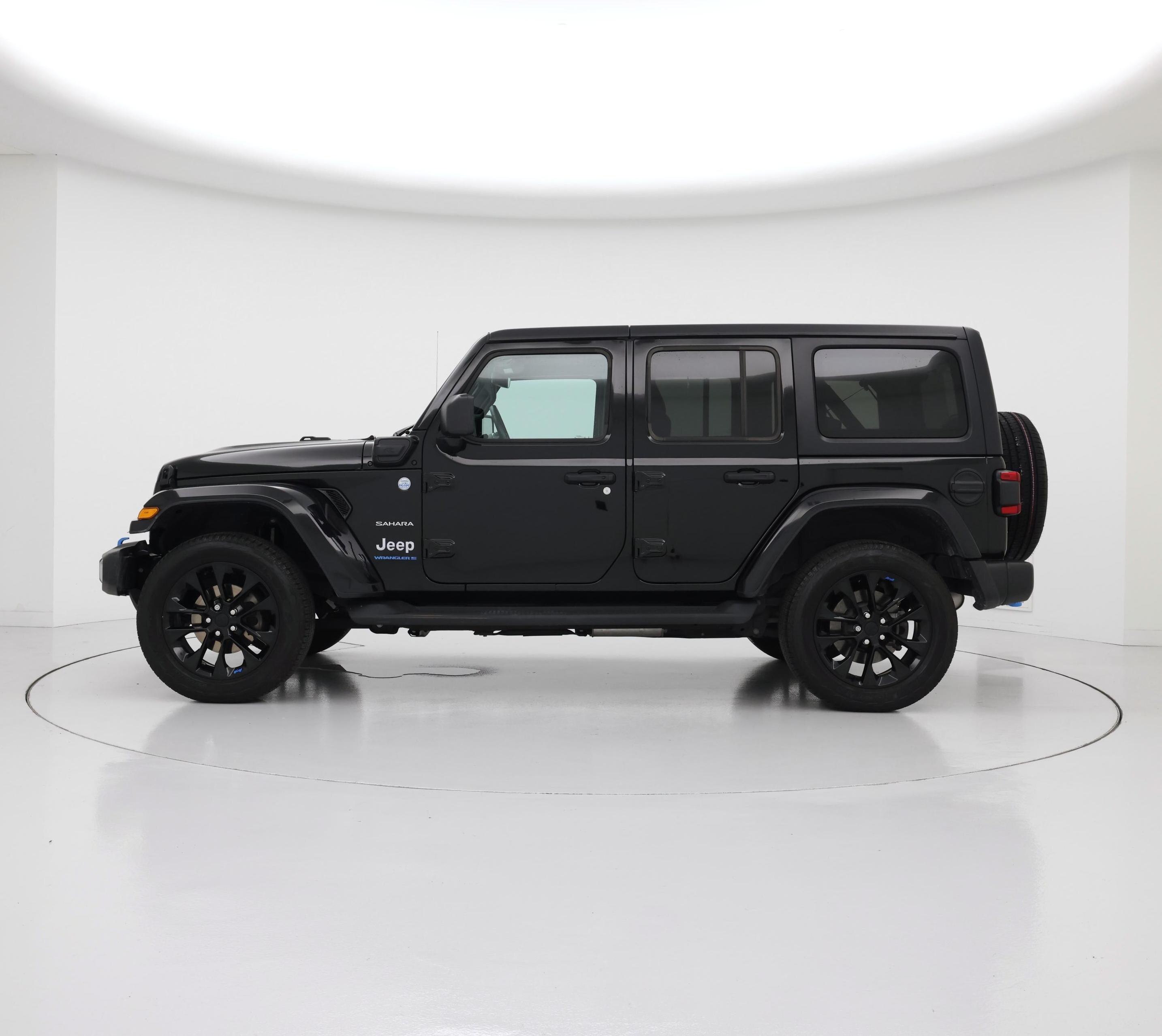 Thumbnail: 2023 Jeep Wrangler - 3