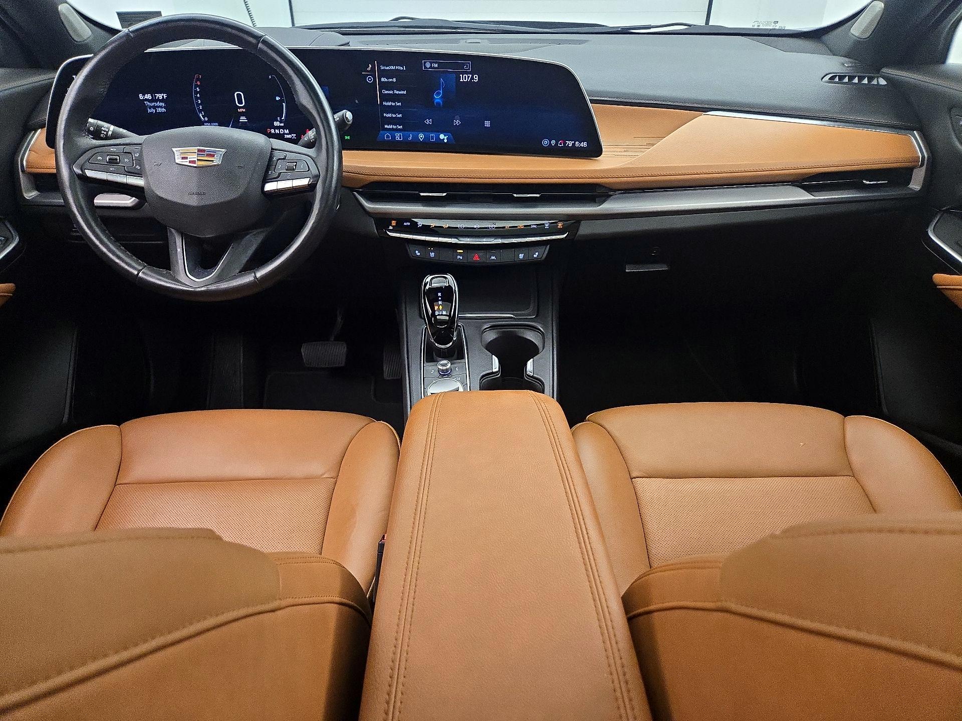 Thumbnail: 2024 Cadillac XT4 - 9