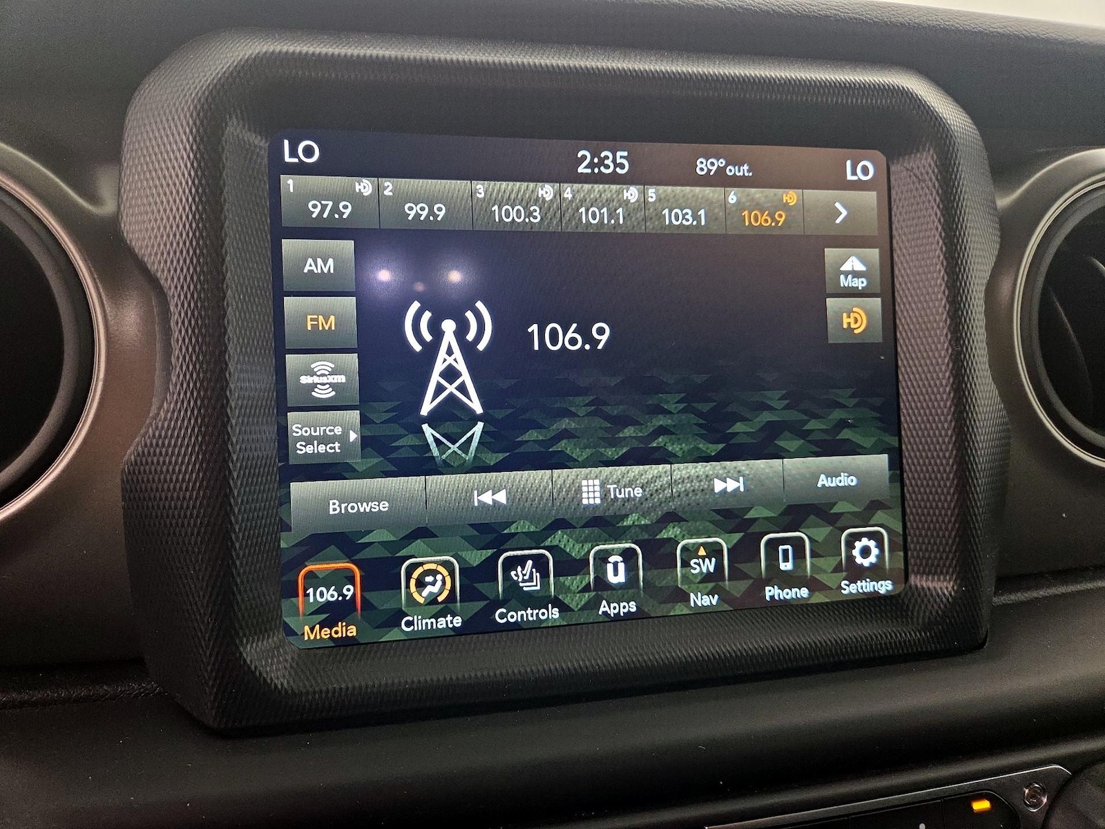 2023 Jeep Wrangler 4xe Willys 4XE - Photo 17