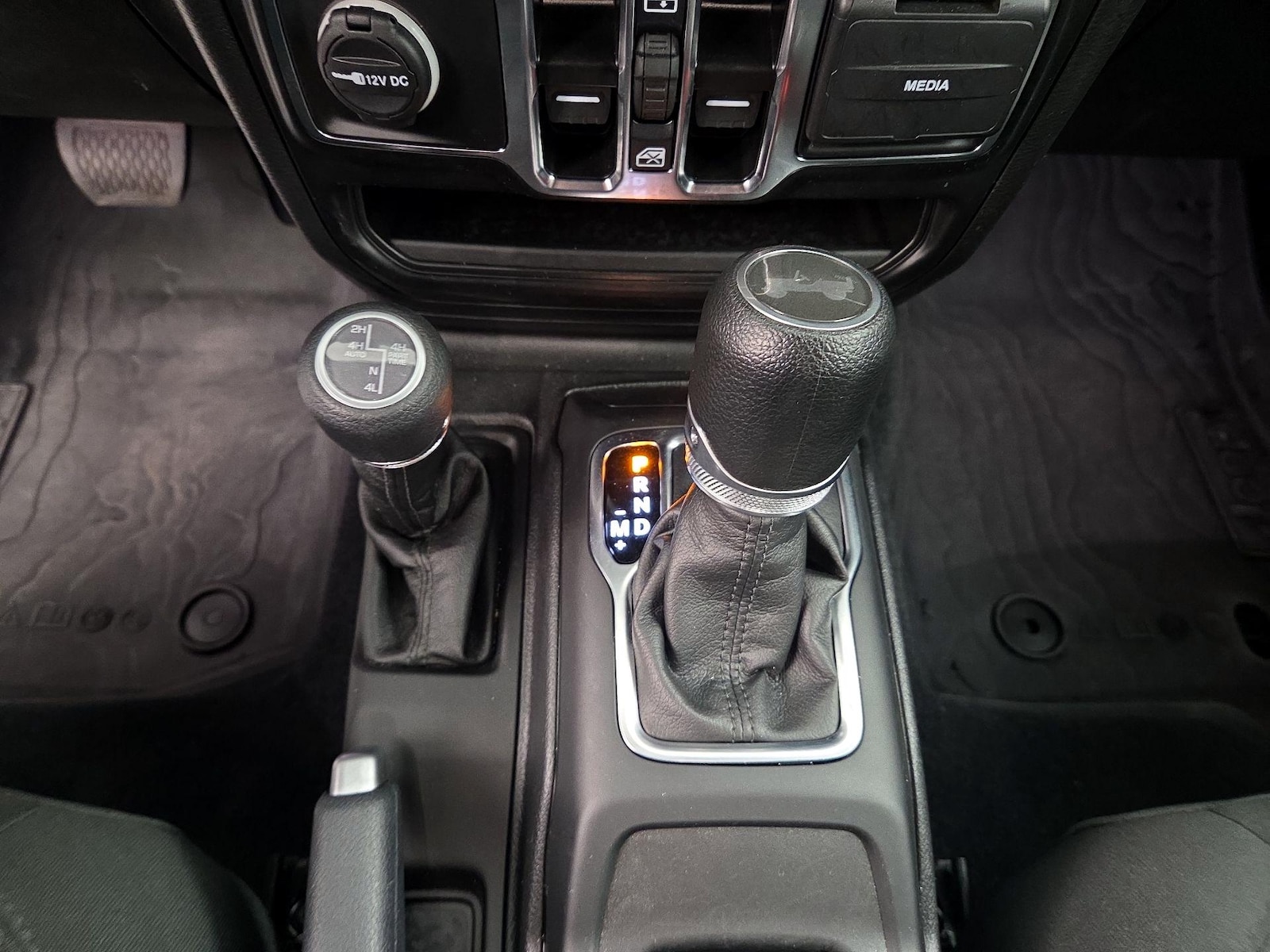 2023 Jeep Wrangler 4xe Willys 4XE - Photo 19