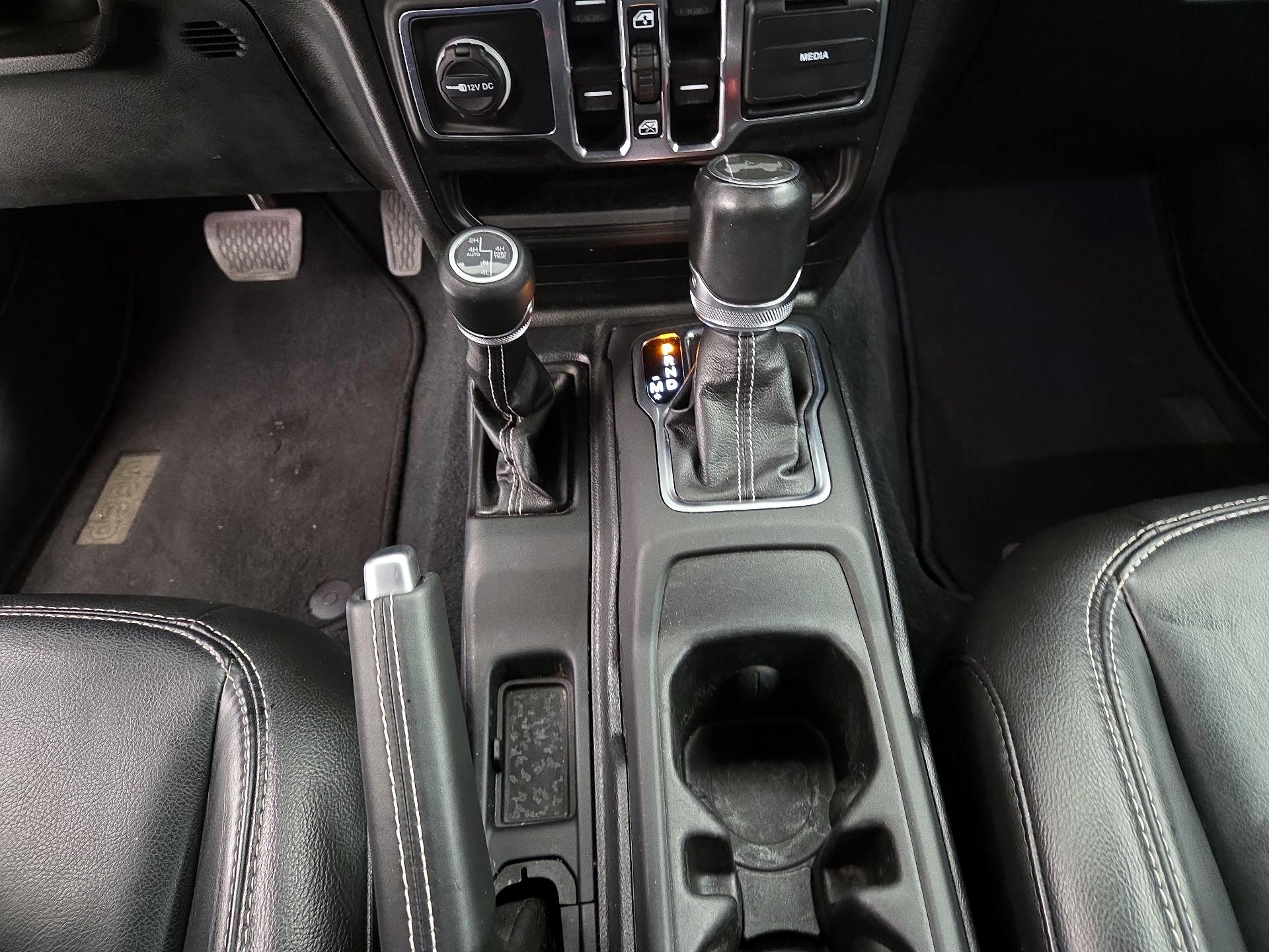 Thumbnail: 2023 Jeep Wrangler - 18