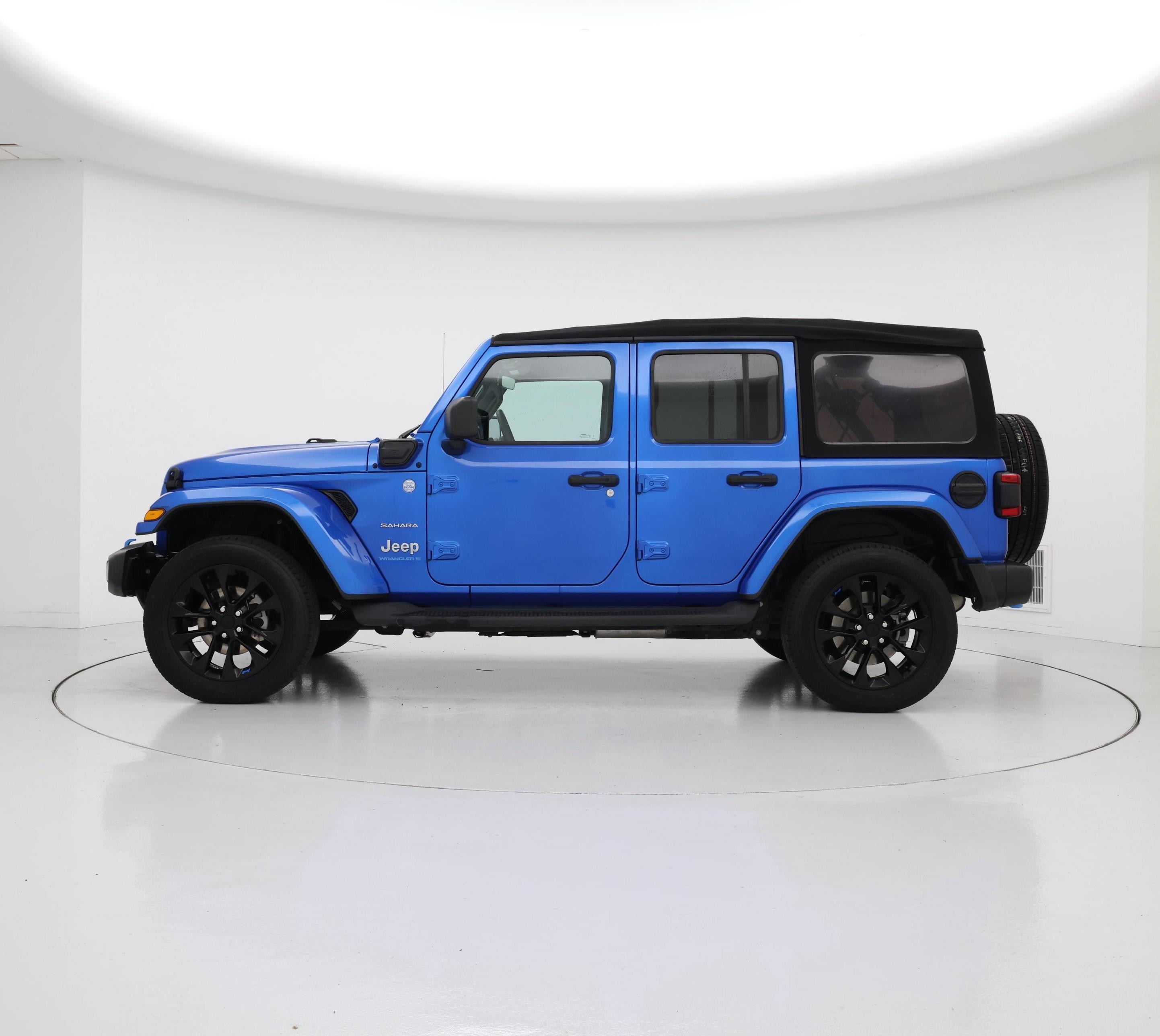 Thumbnail: 2023 Jeep Wrangler - 3