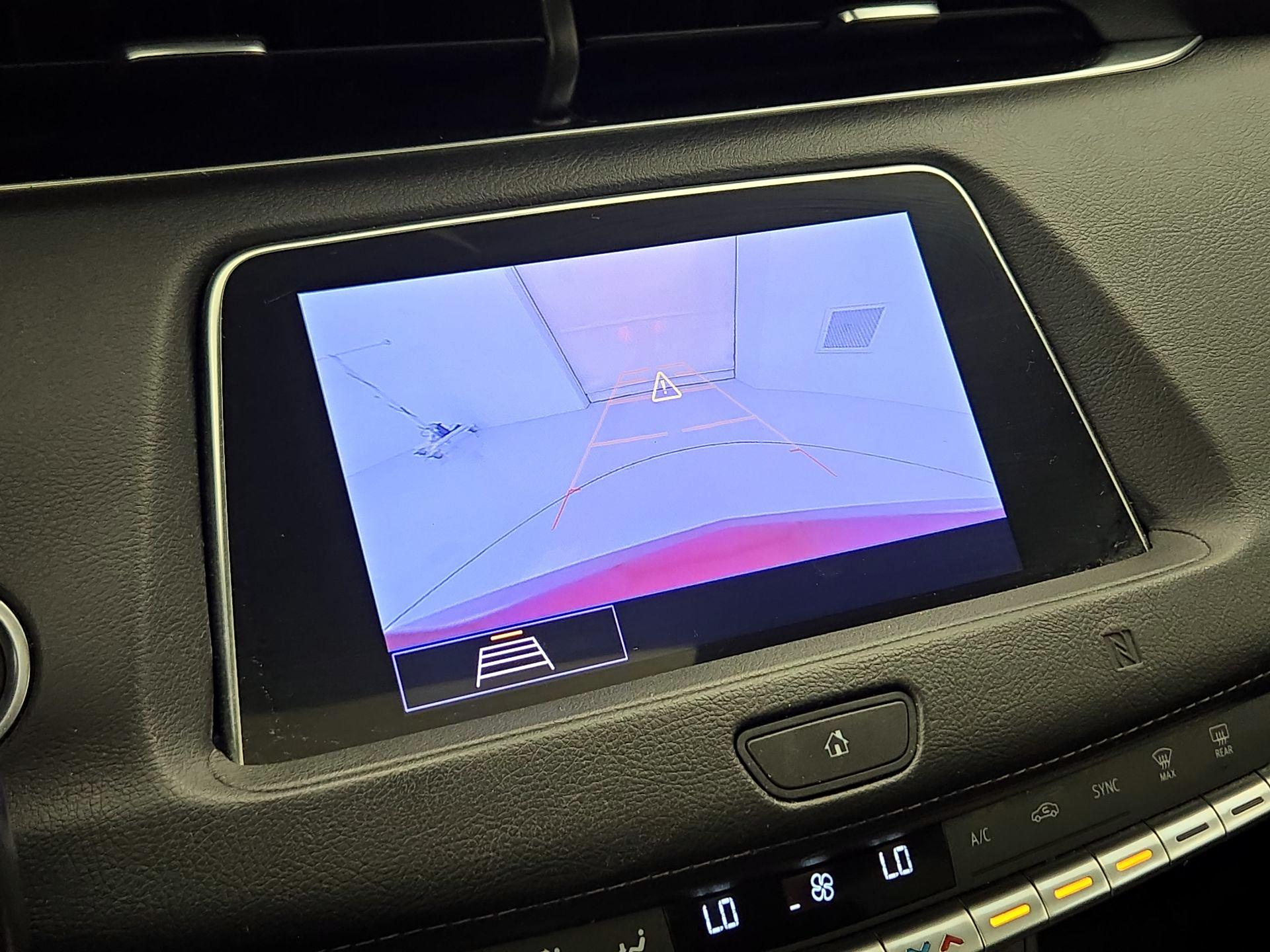 Thumbnail: 2020 Cadillac XT4 - 15