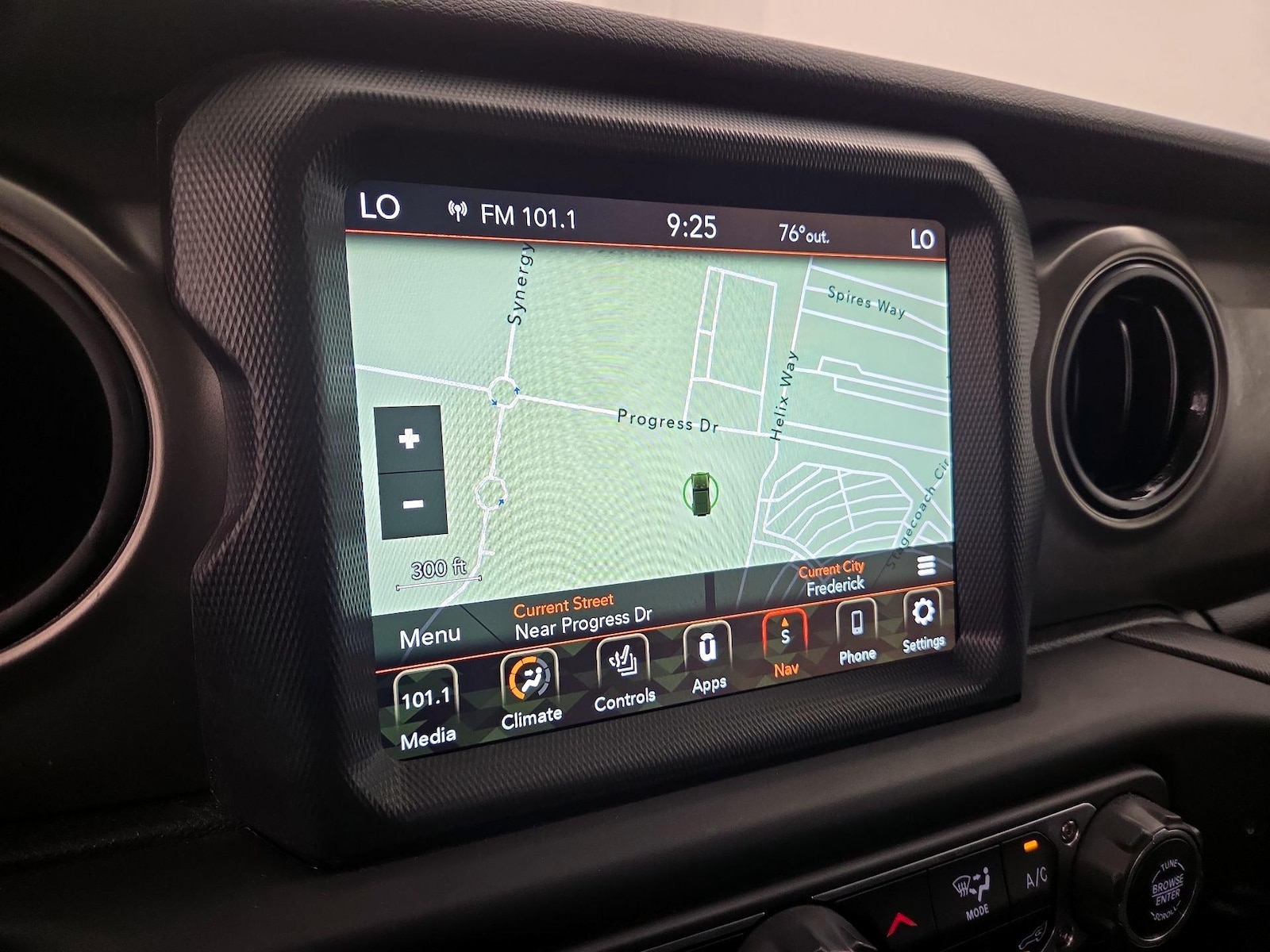 2023 Jeep Wrangler 4xe Willys 4XE - Photo 15