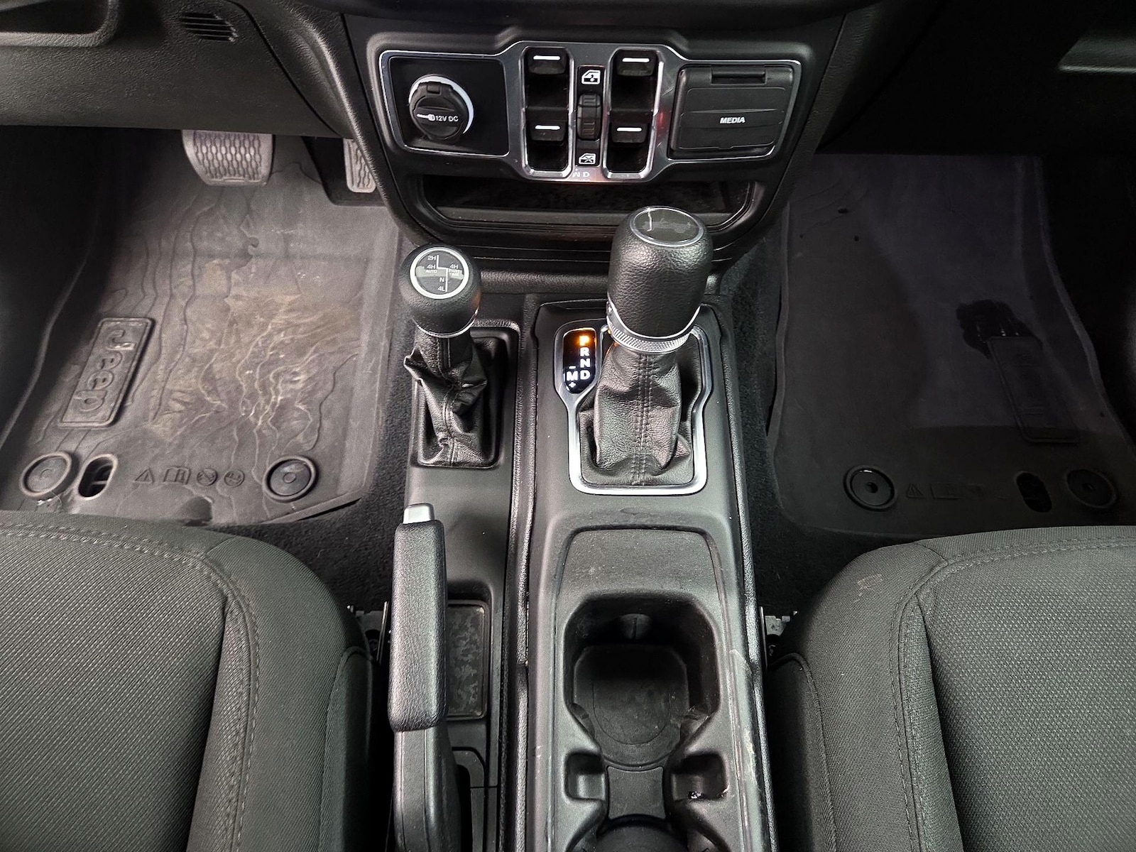 2023 Jeep Wrangler 4xe Willys 4XE - Photo 19