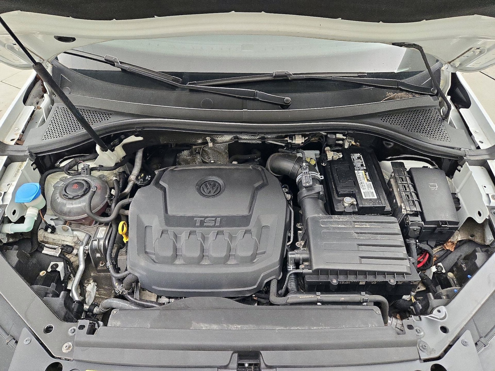 2018 Volkswagen Tiguan SEL - Photo 18
