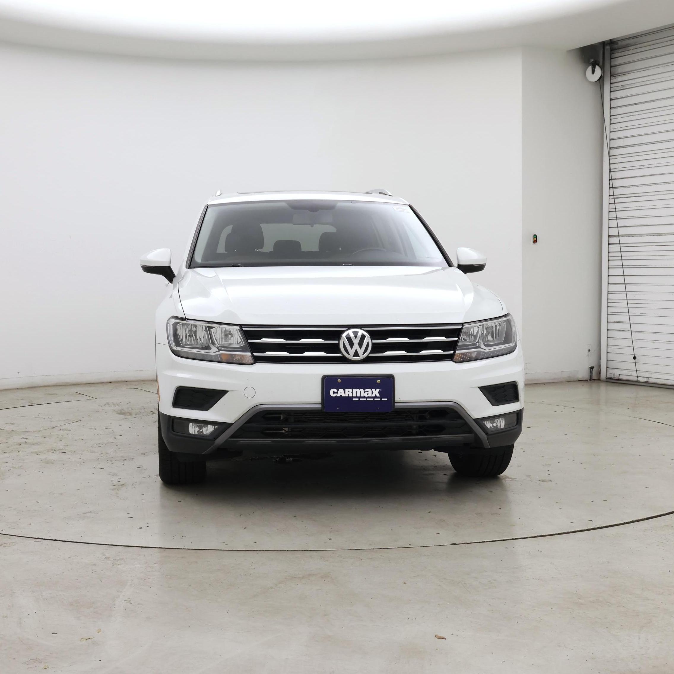 Thumbnail: 2018 Volkswagen Tiguan - 5