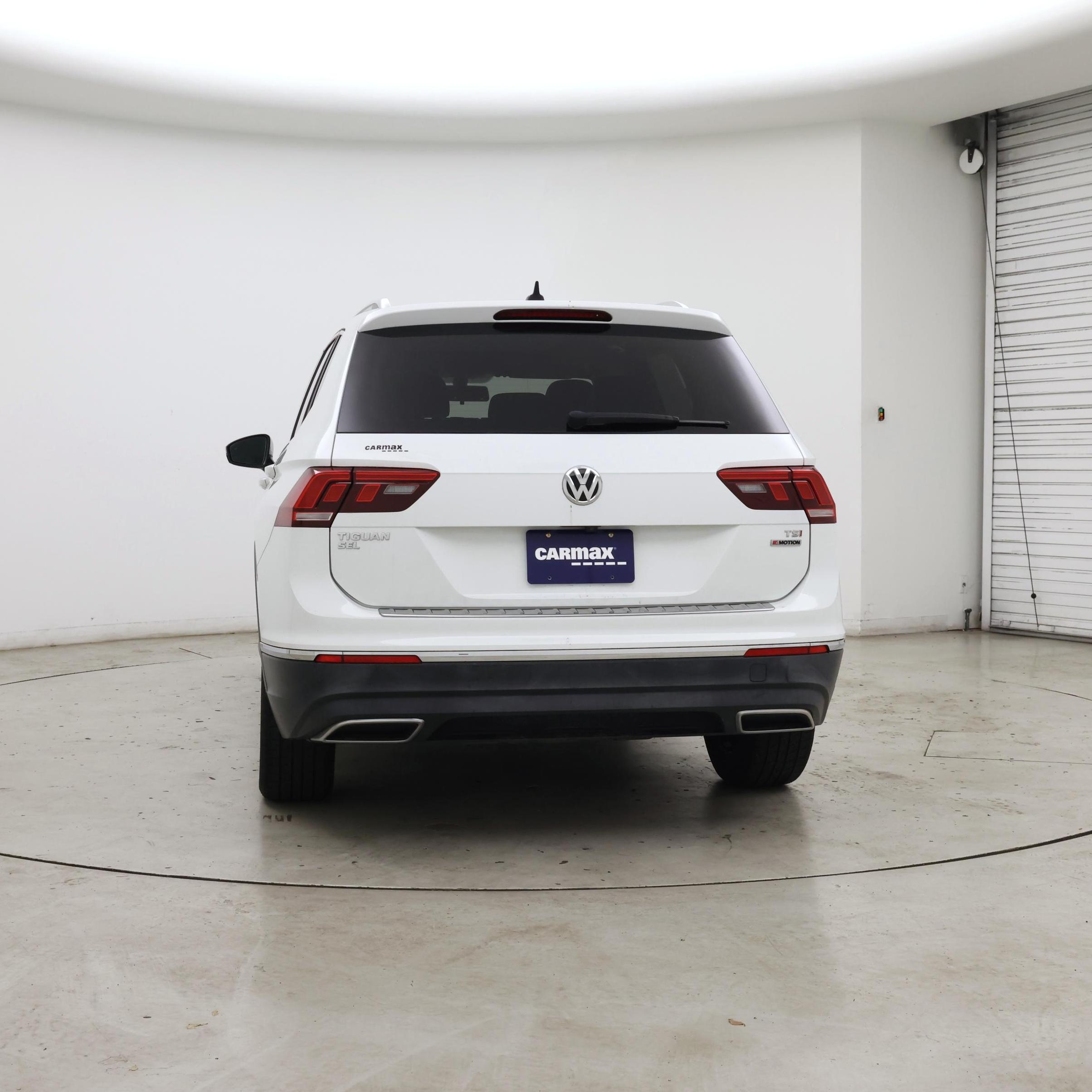 Thumbnail: 2018 Volkswagen Tiguan - 6