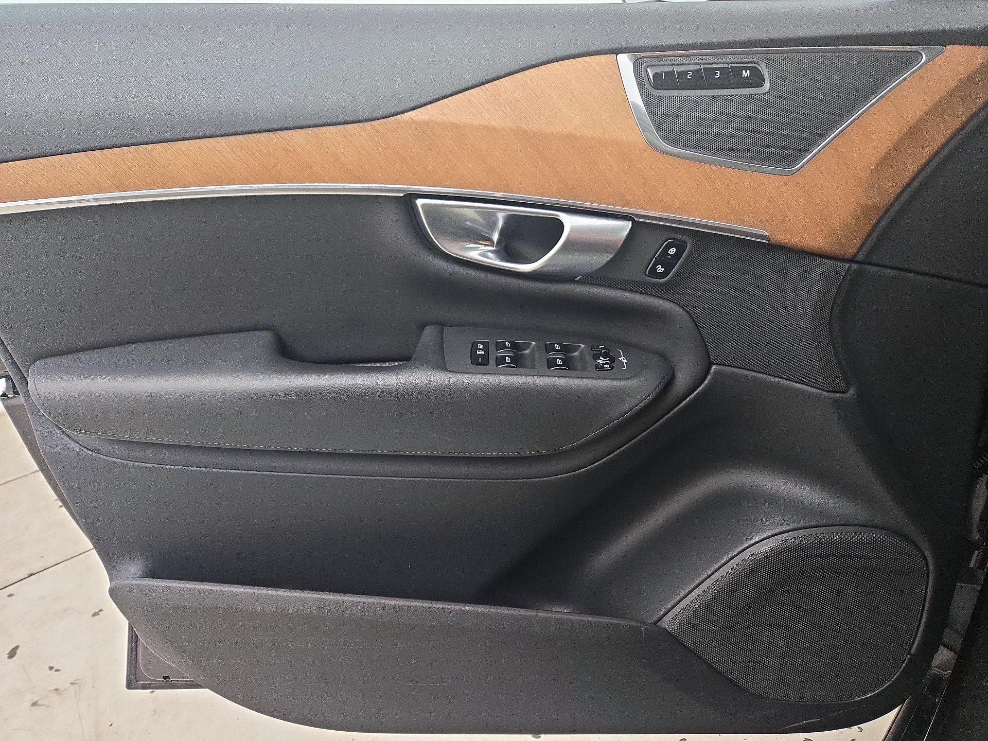 Thumbnail: 2024 Volvo XC90 - 12