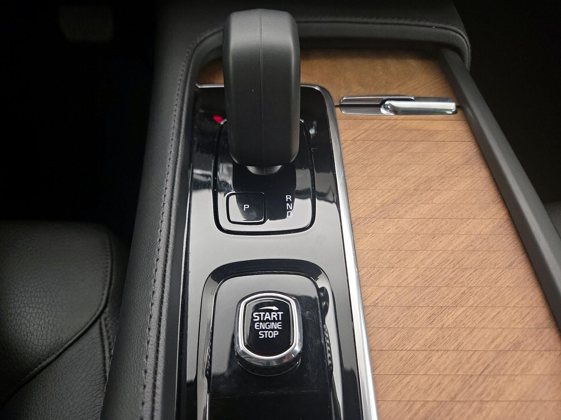Thumbnail: 2024 Volvo XC90 - 17