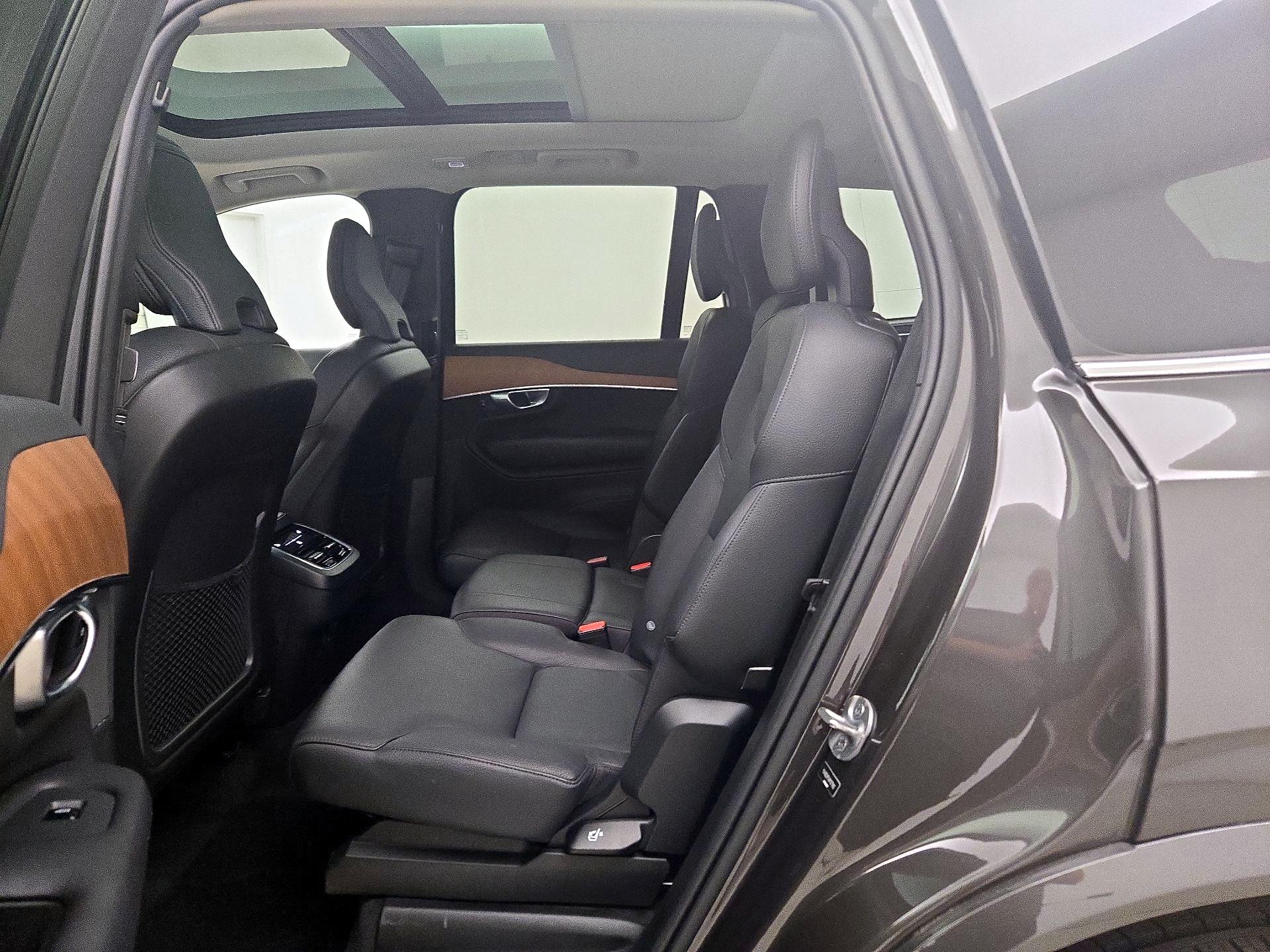 Thumbnail: 2024 Volvo XC90 - 20