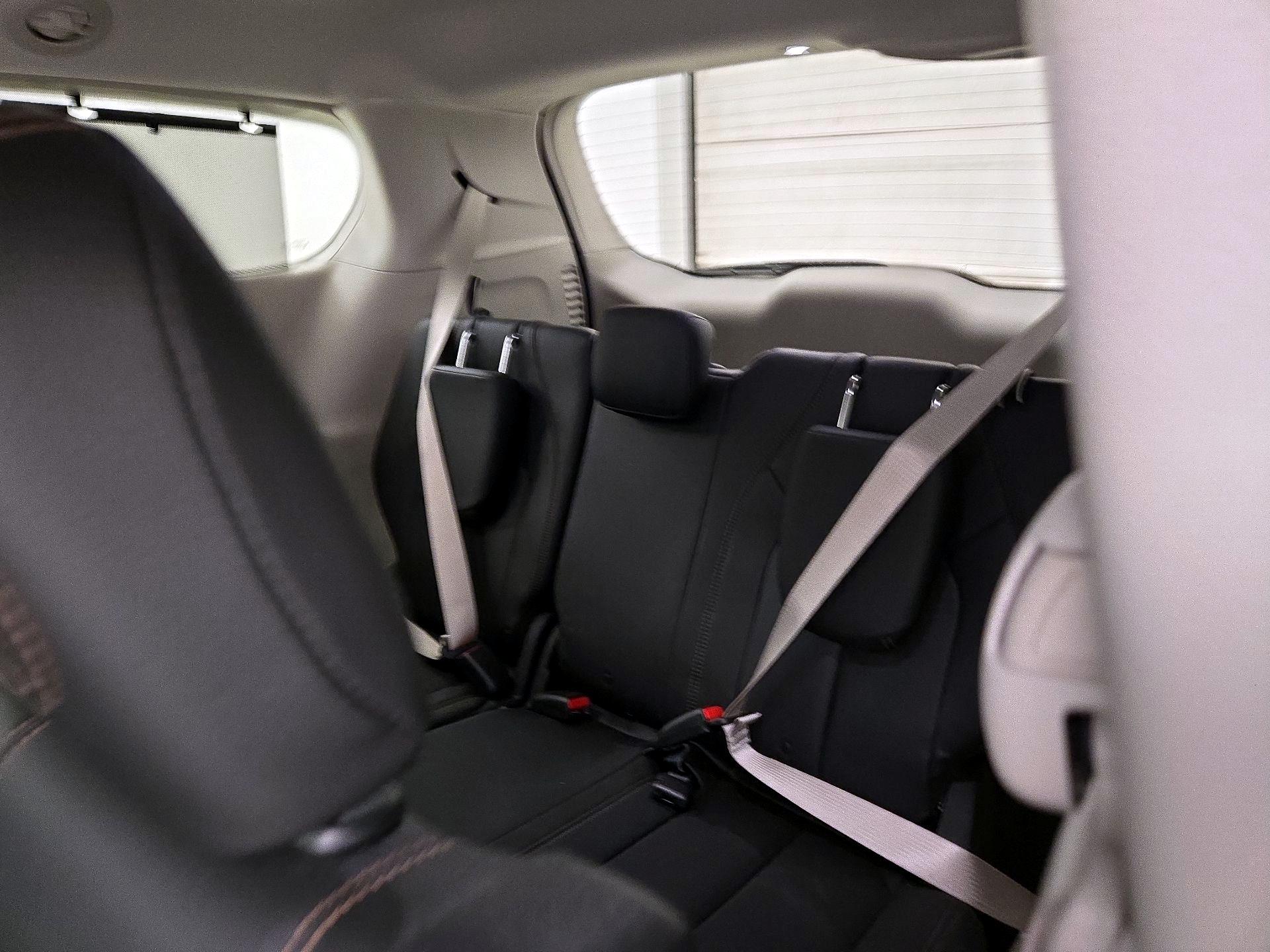 Thumbnail: 2019 Chrysler Pacifica - 20