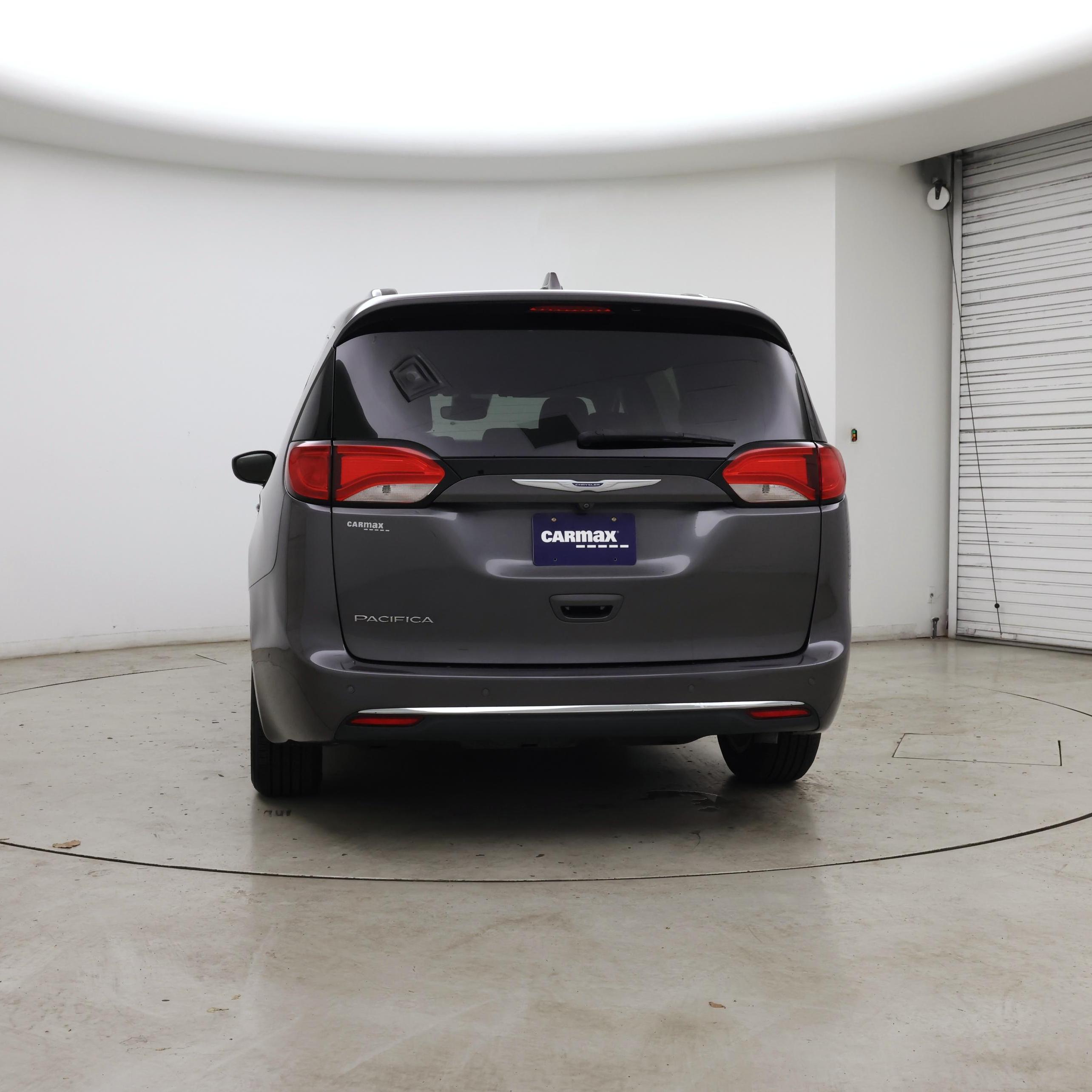 Thumbnail: 2019 Chrysler Pacifica - 6