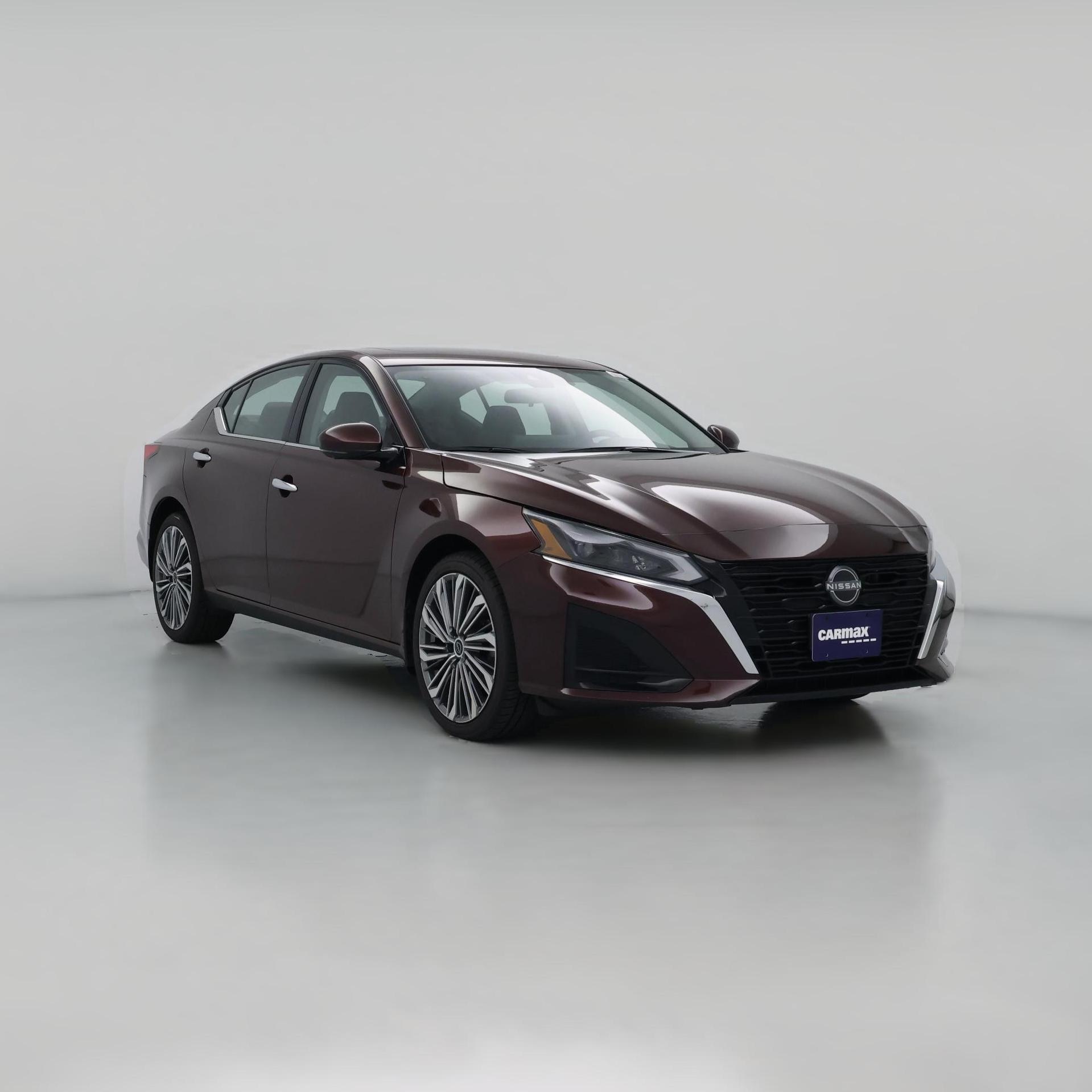 Thumbnail: 2023 Nissan Altima - 1