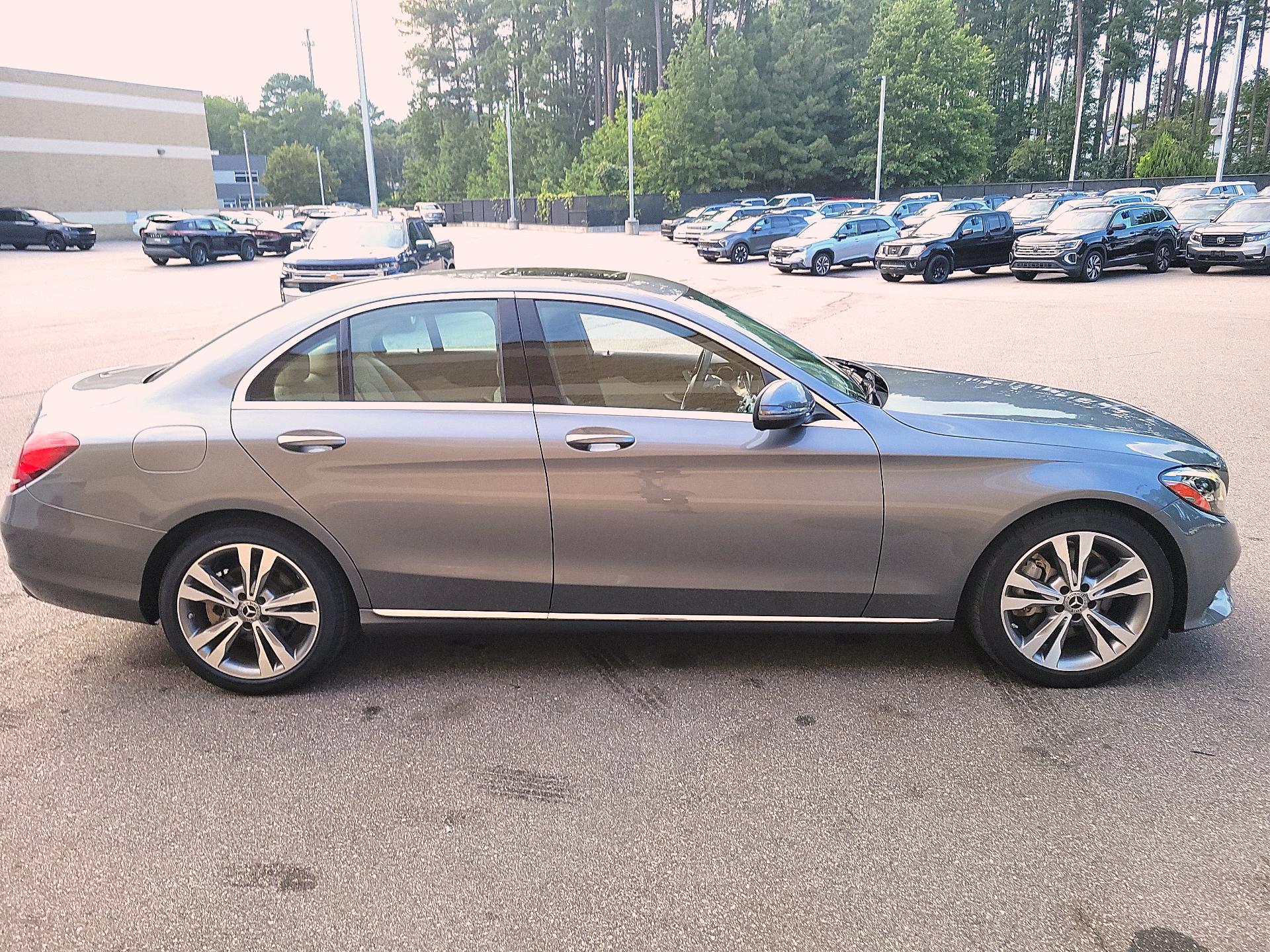 Thumbnail: 2021 Mercedes-Benz C-Class - 4