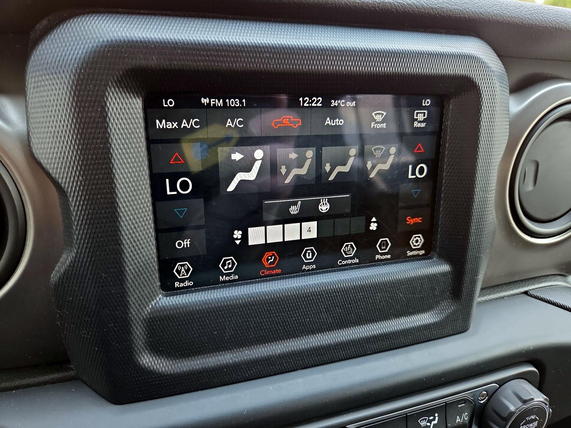 Thumbnail: 2020 Jeep Gladiator - 15