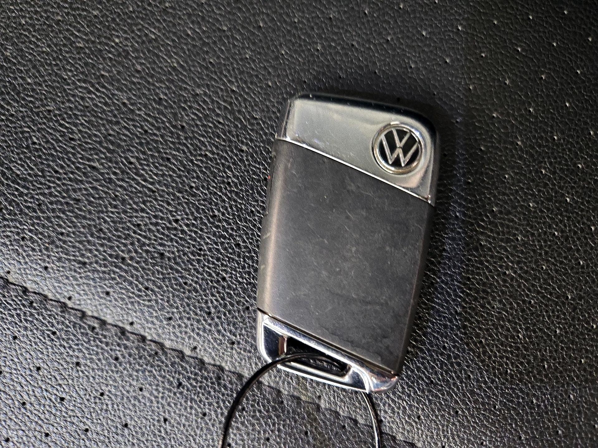 Thumbnail: 2022 Volkswagen Atlas - 18