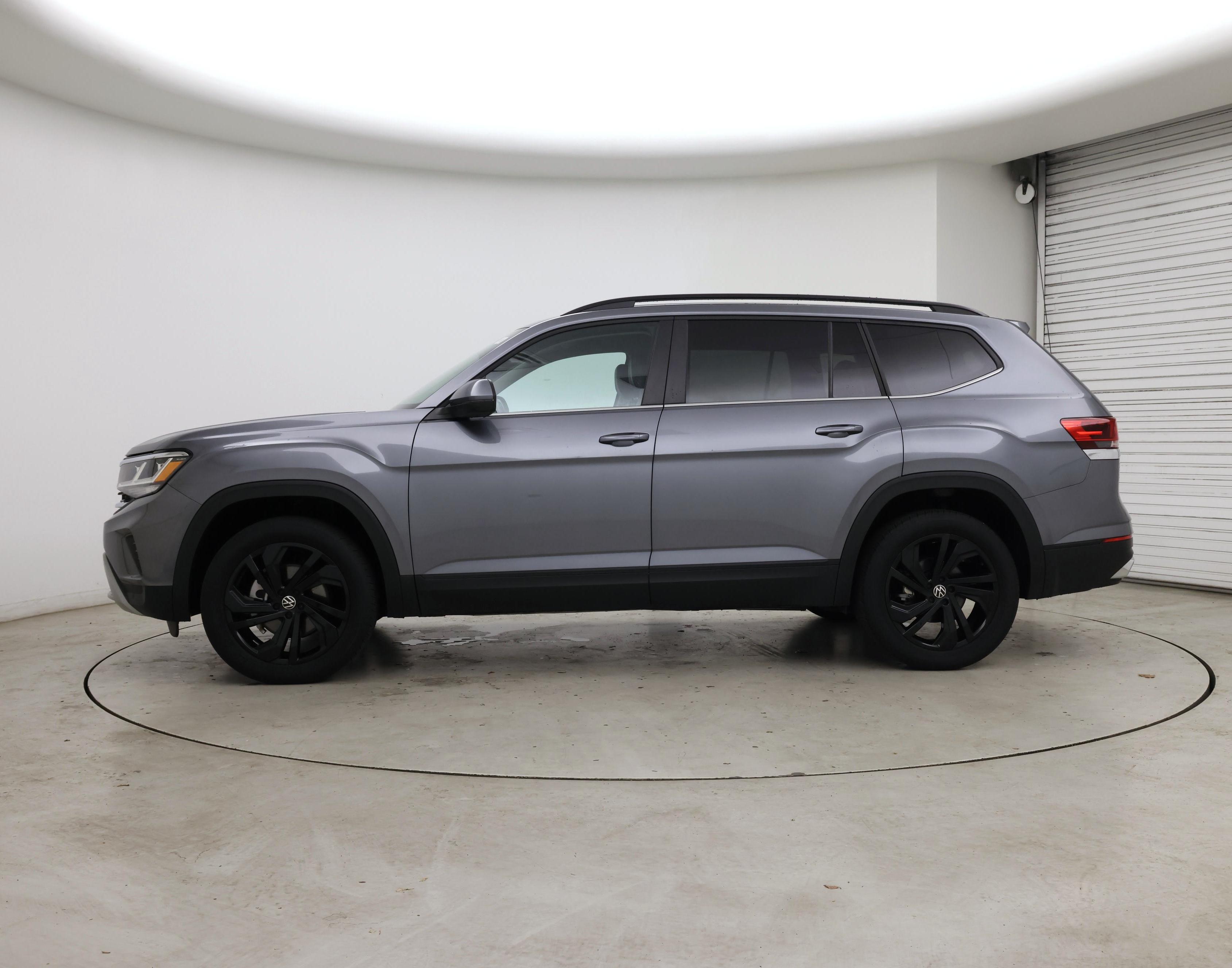 Thumbnail: 2022 Volkswagen Atlas - 3