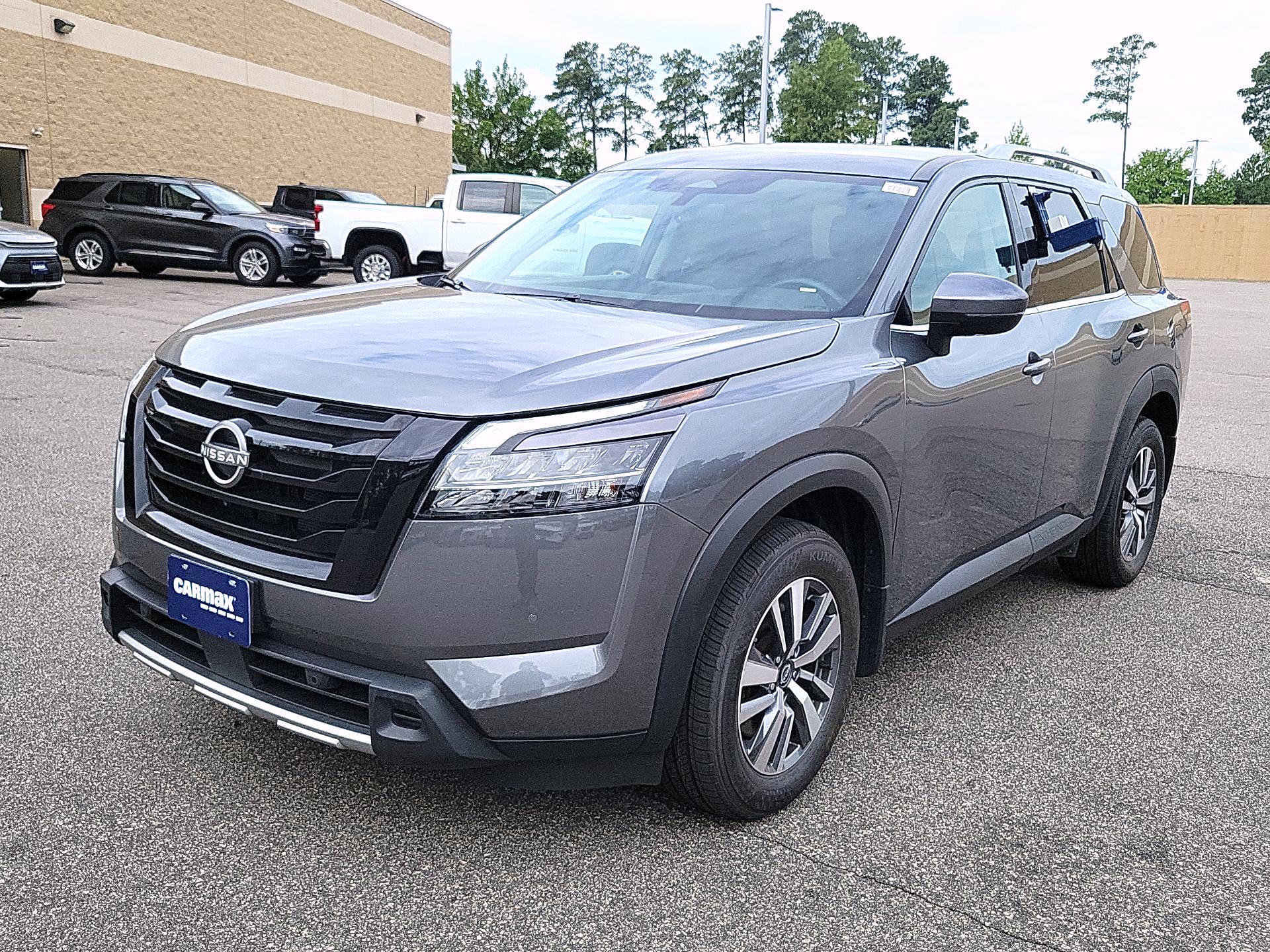 Thumbnail: 2024 Nissan Pathfinder - 3